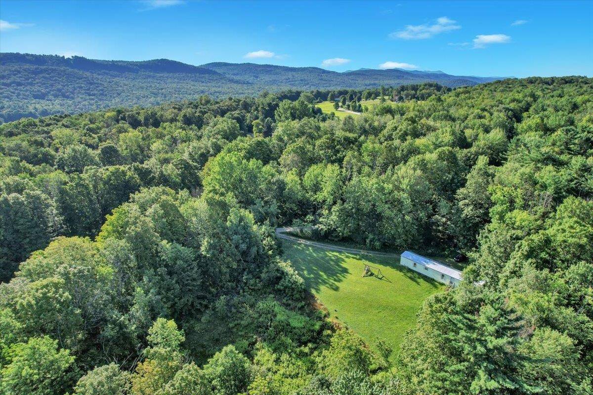 Hinesburg, VT 05461,26 Fern RD