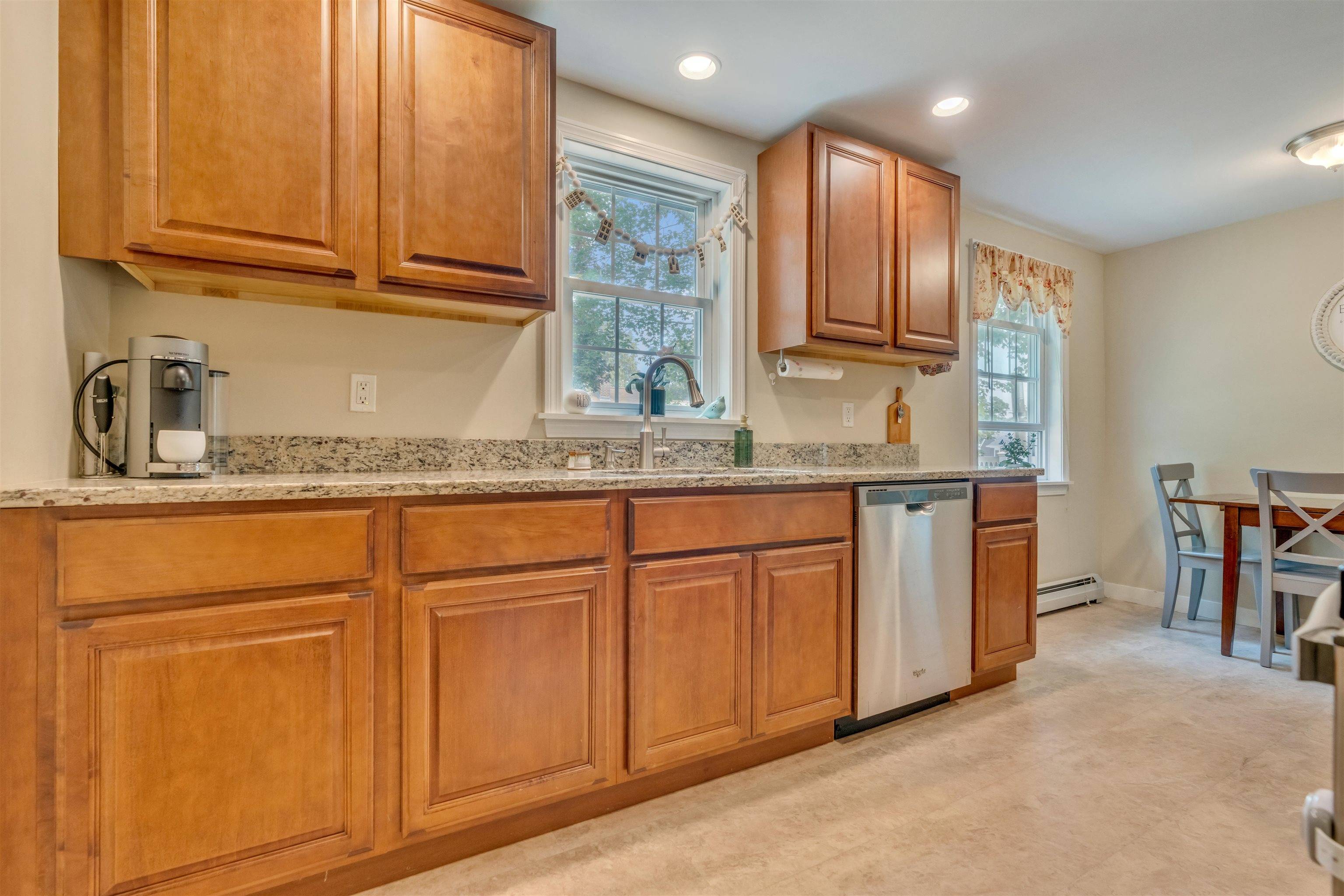 Portsmouth, NH 03801,77 Colonial DR