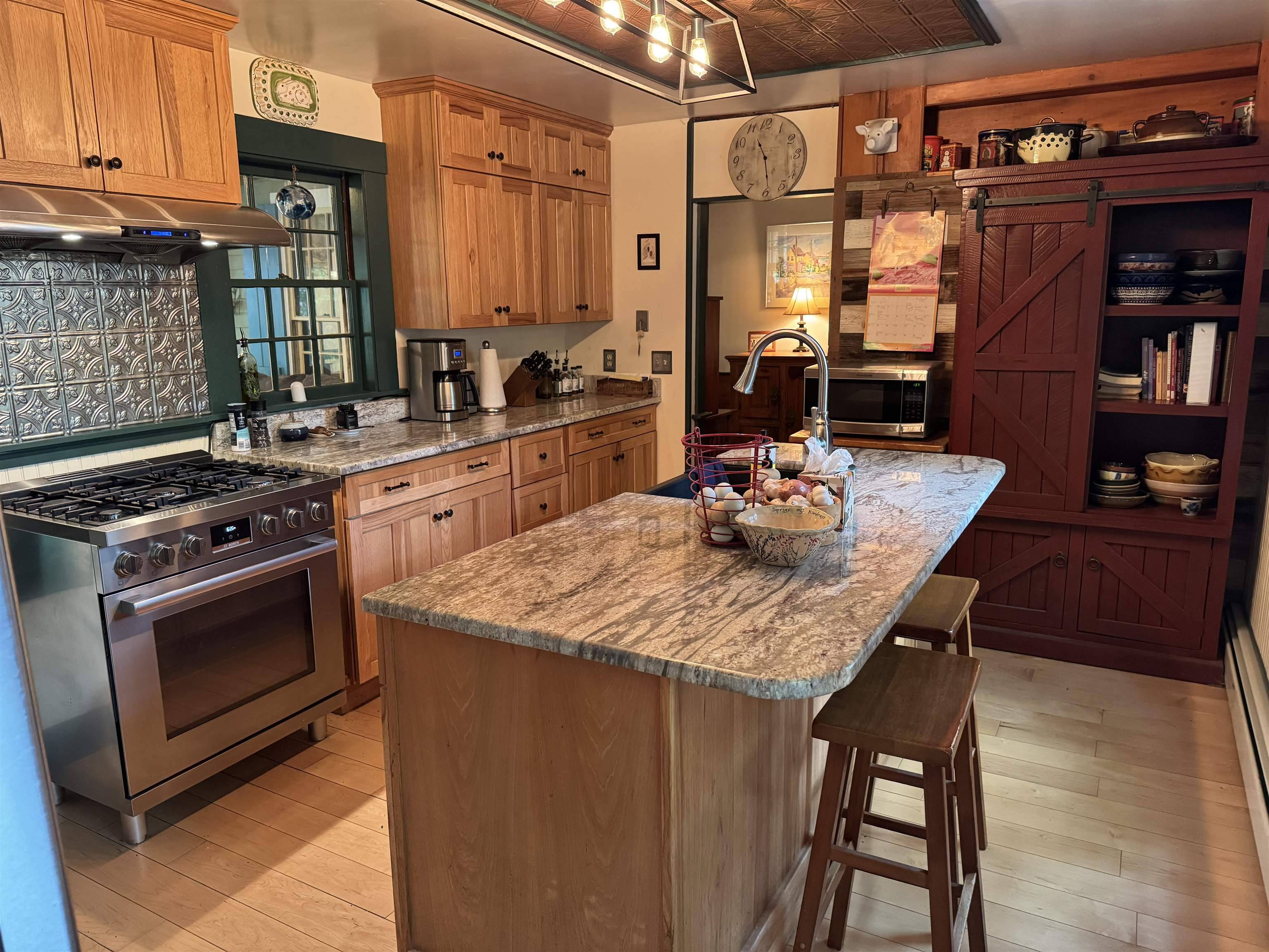 Ossipee, NH 03864,197 Circuit RD