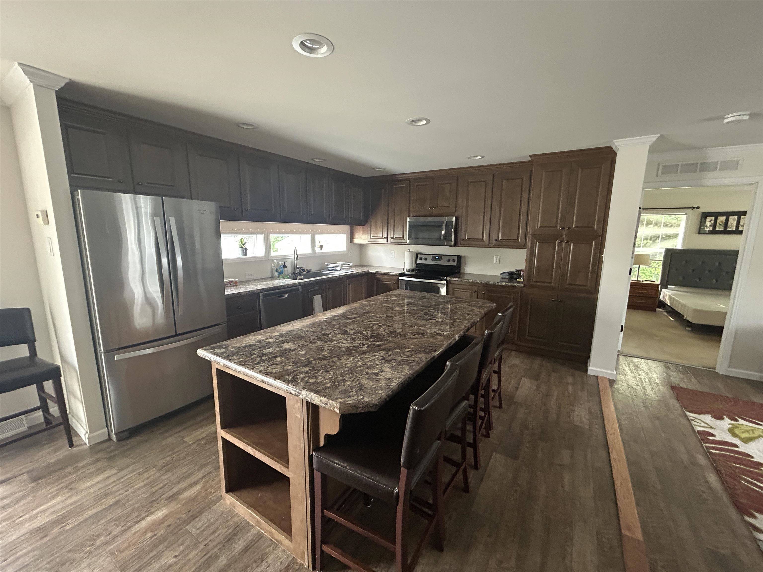 Somersworth, NH 03878,607 Sherwood GLN