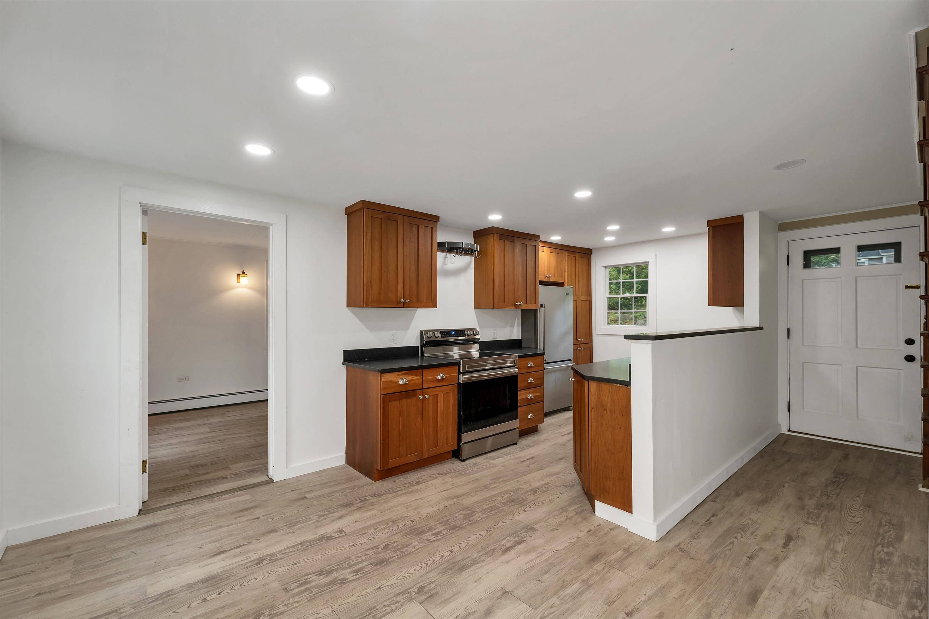 Wolfeboro, NH 03894,67 Middleton RD