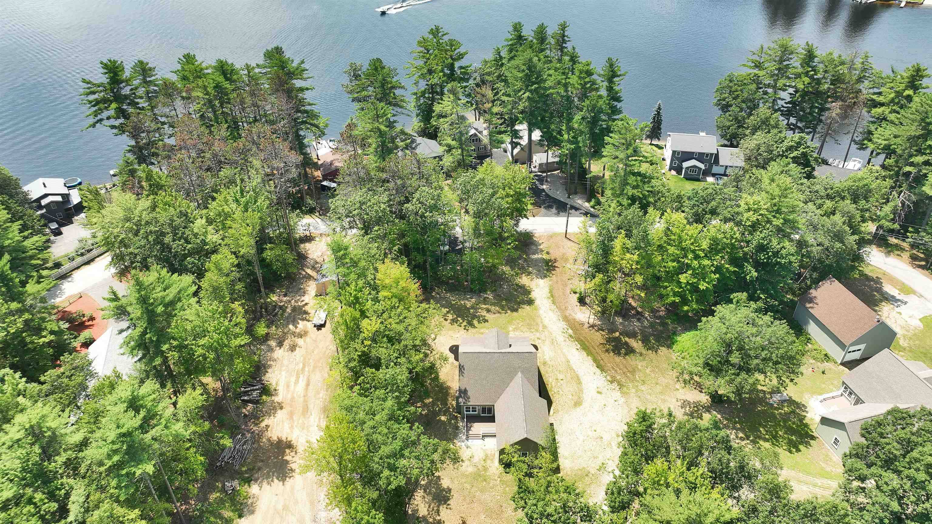 Milton, NH 03851,275 Saint James AVE
