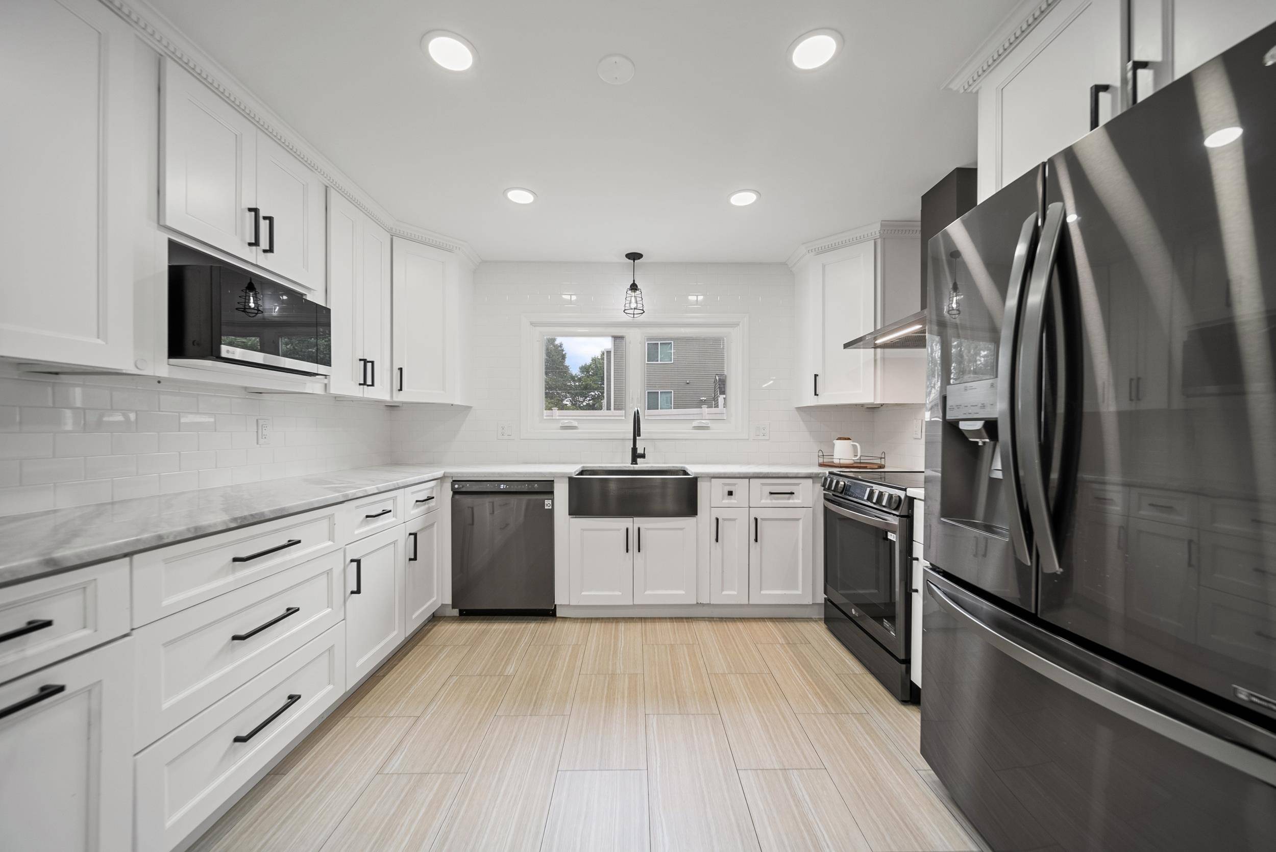 Nashua, NH 03062,28 Ventura CIR