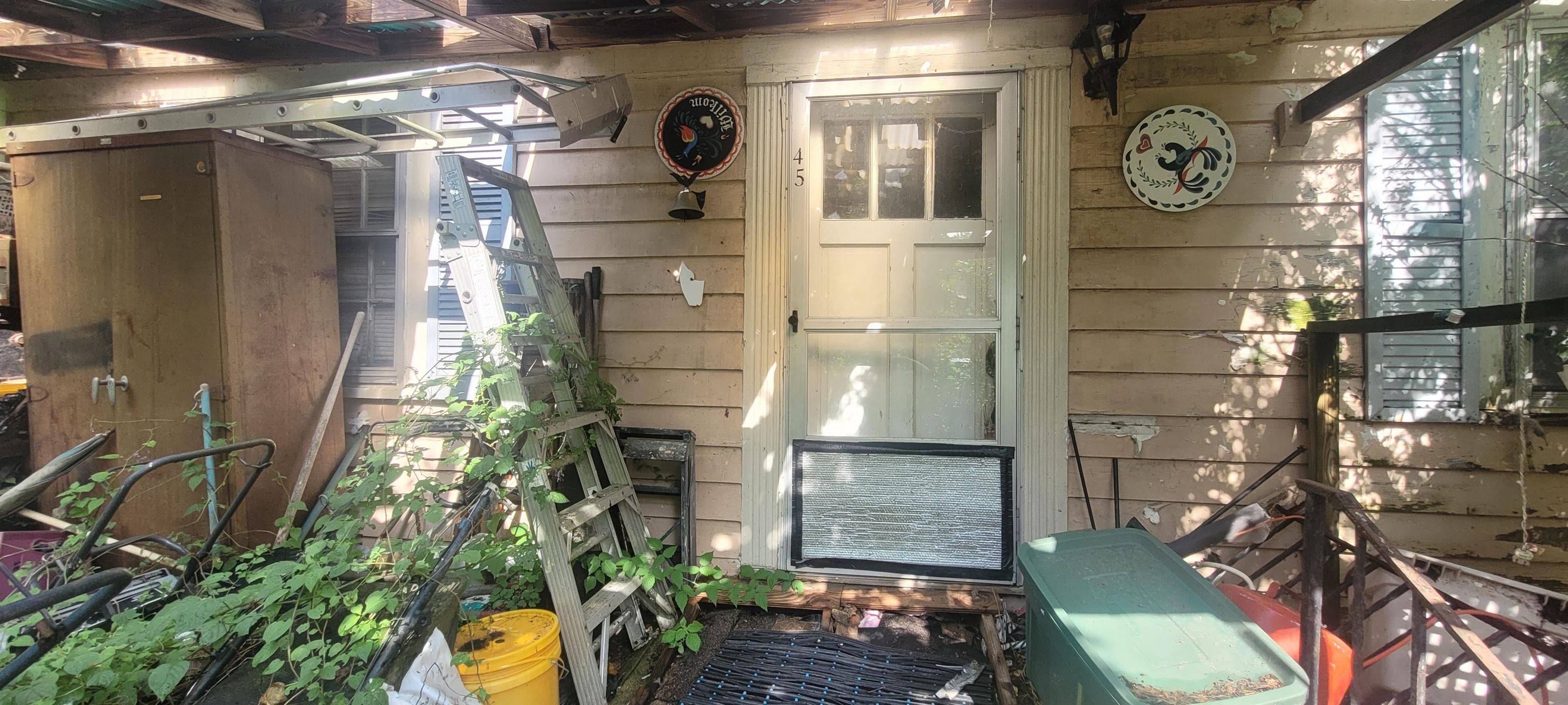 Bennington, VT 05201,45 Shady LN