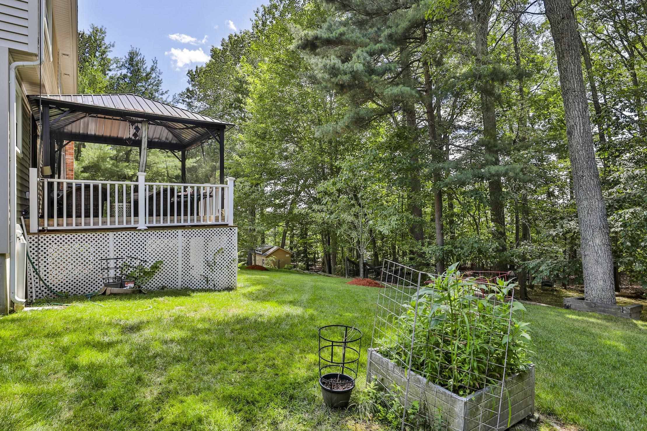 Nashua, NH 03063,22 Cathedral CIR
