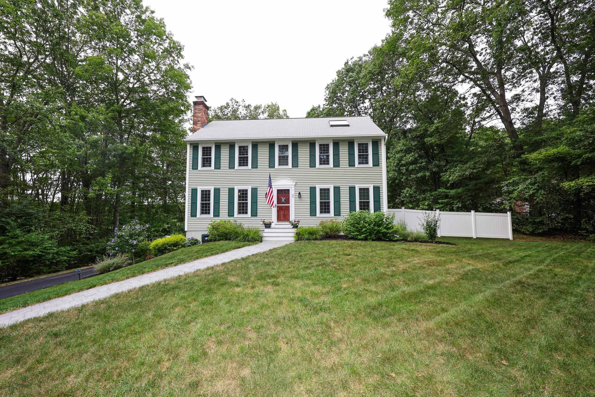 Derry, NH 03038,20 Paul AVE
