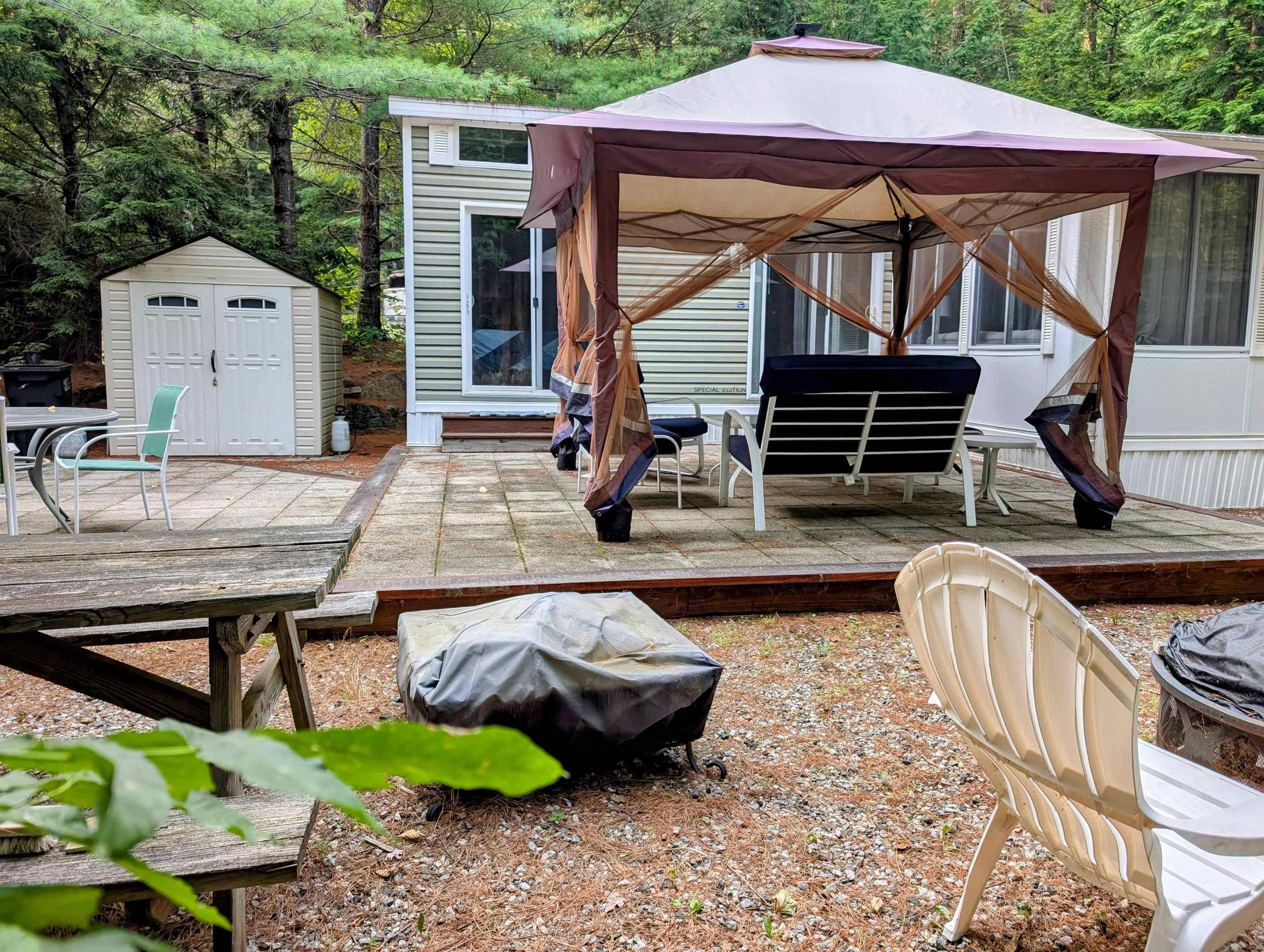 Holderness, NH 03245,14 Overlook RD