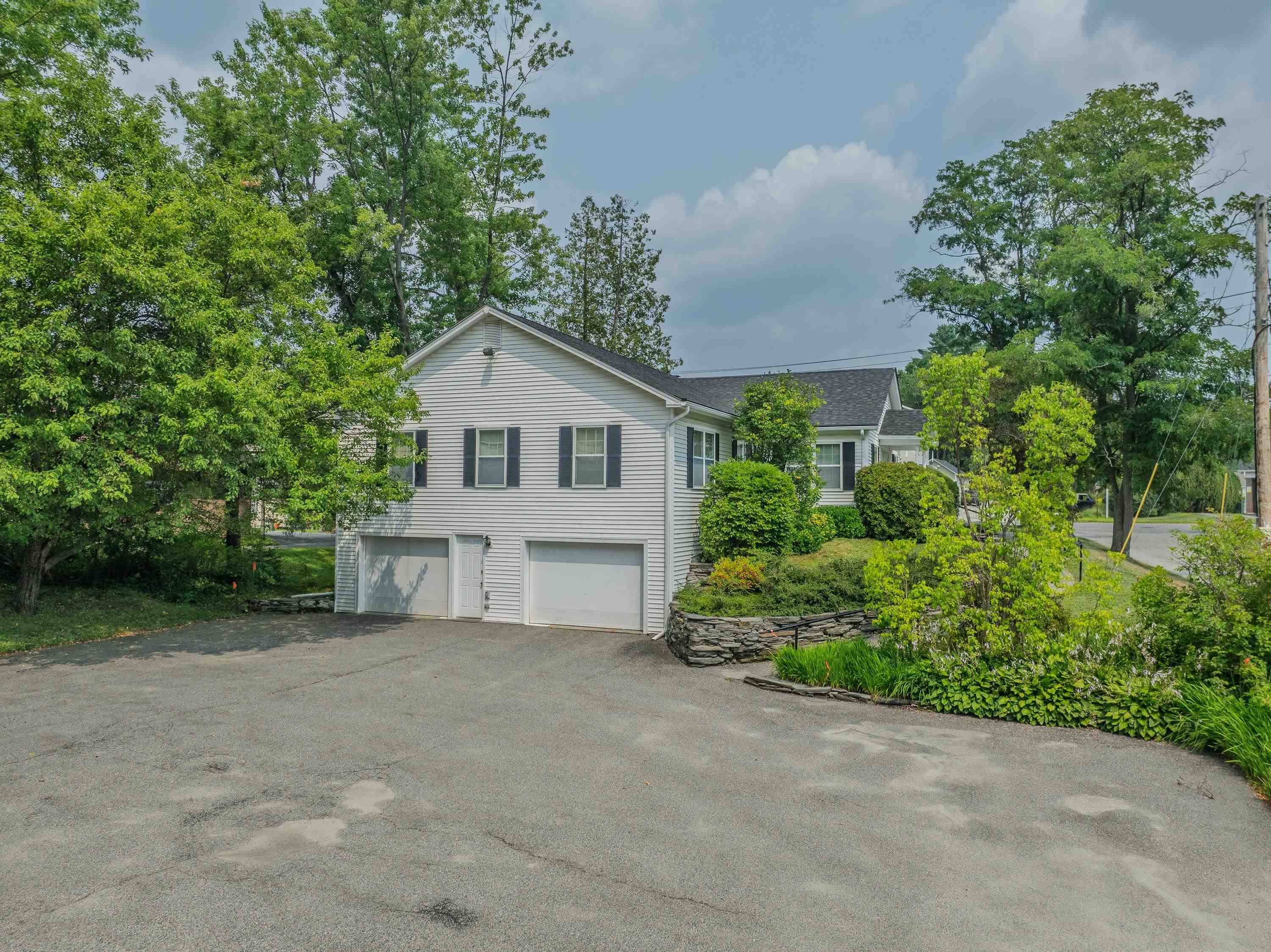 Littleton, NH 03561,188 Cottage ST