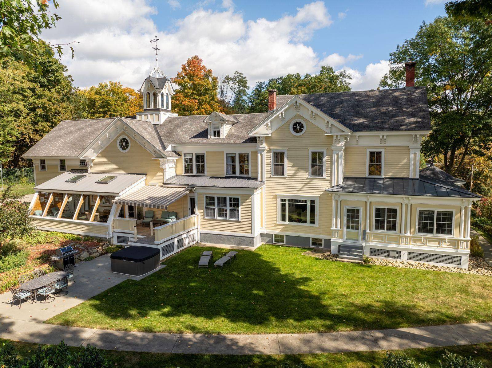 Hinsdale, NH 03451,11 Cream Pot Hill RD