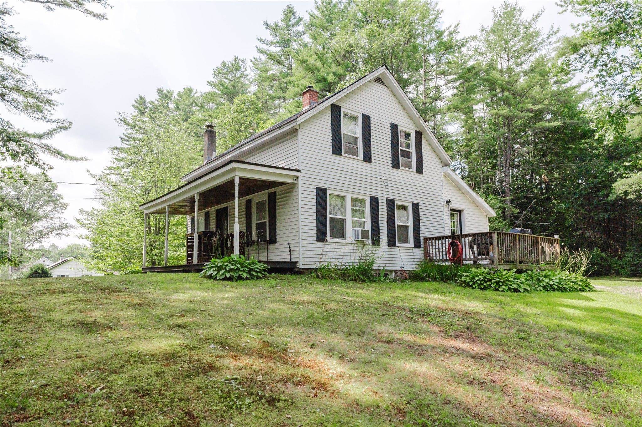 Newport, NH 03773,163 Elm ST