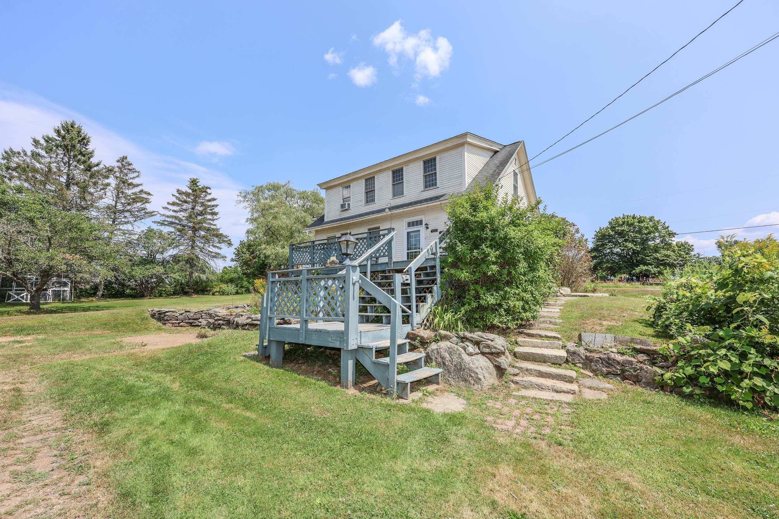 Loudon, NH 03307,4 Youngs Hill RD