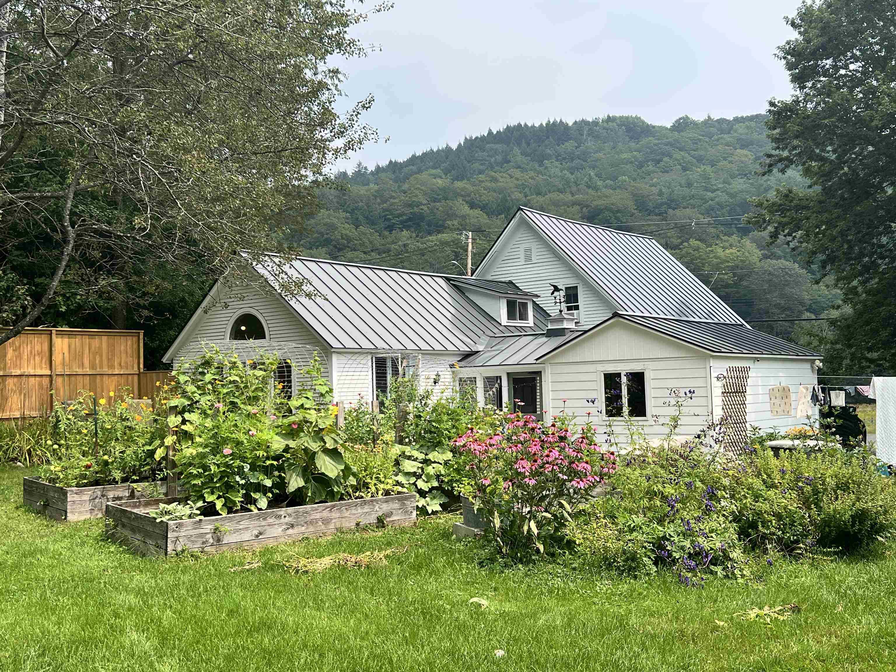 Reading, VT 05062,973 Route 106