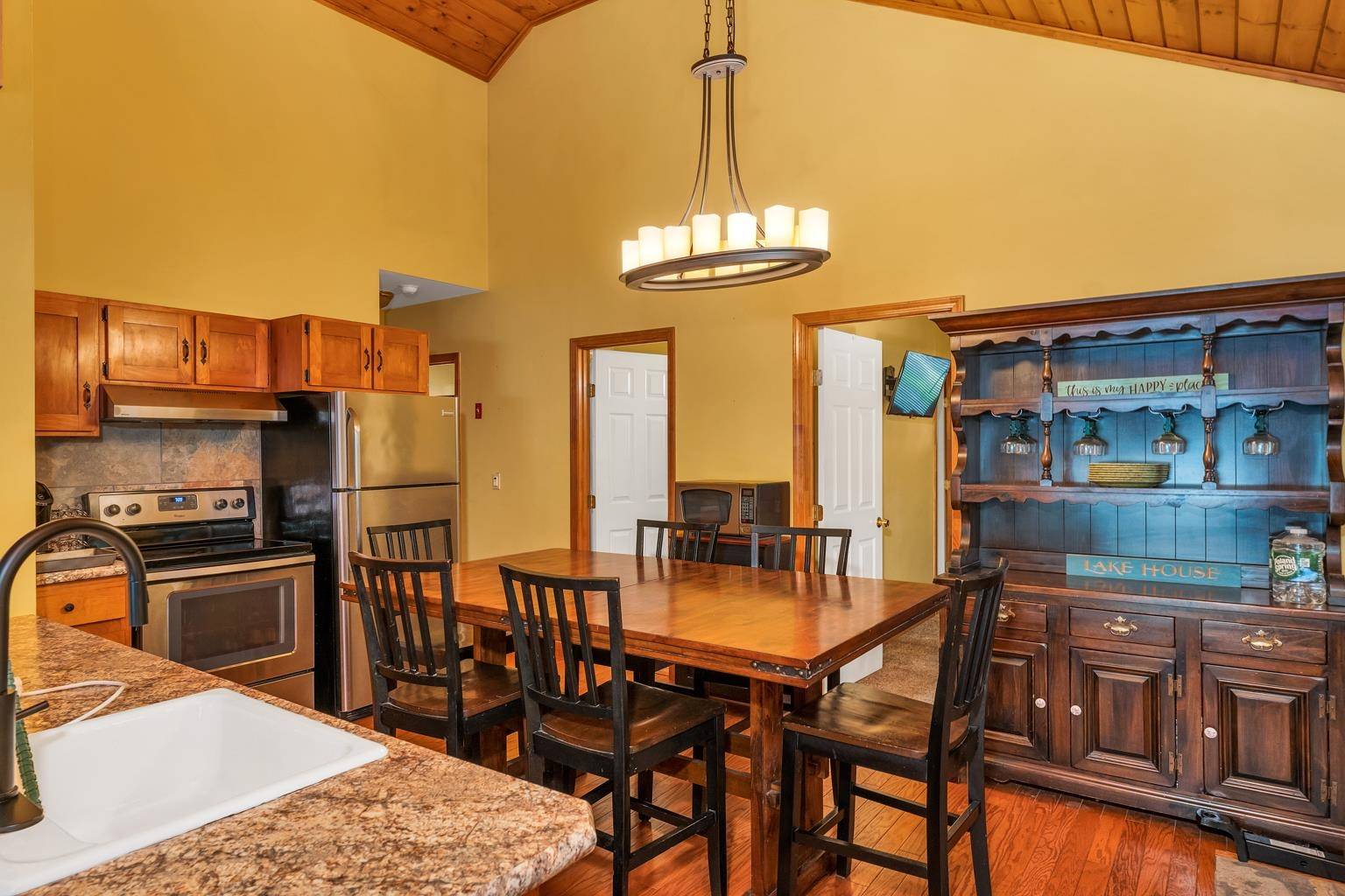 Moultonborough, NH 03254,2 Elcid ST