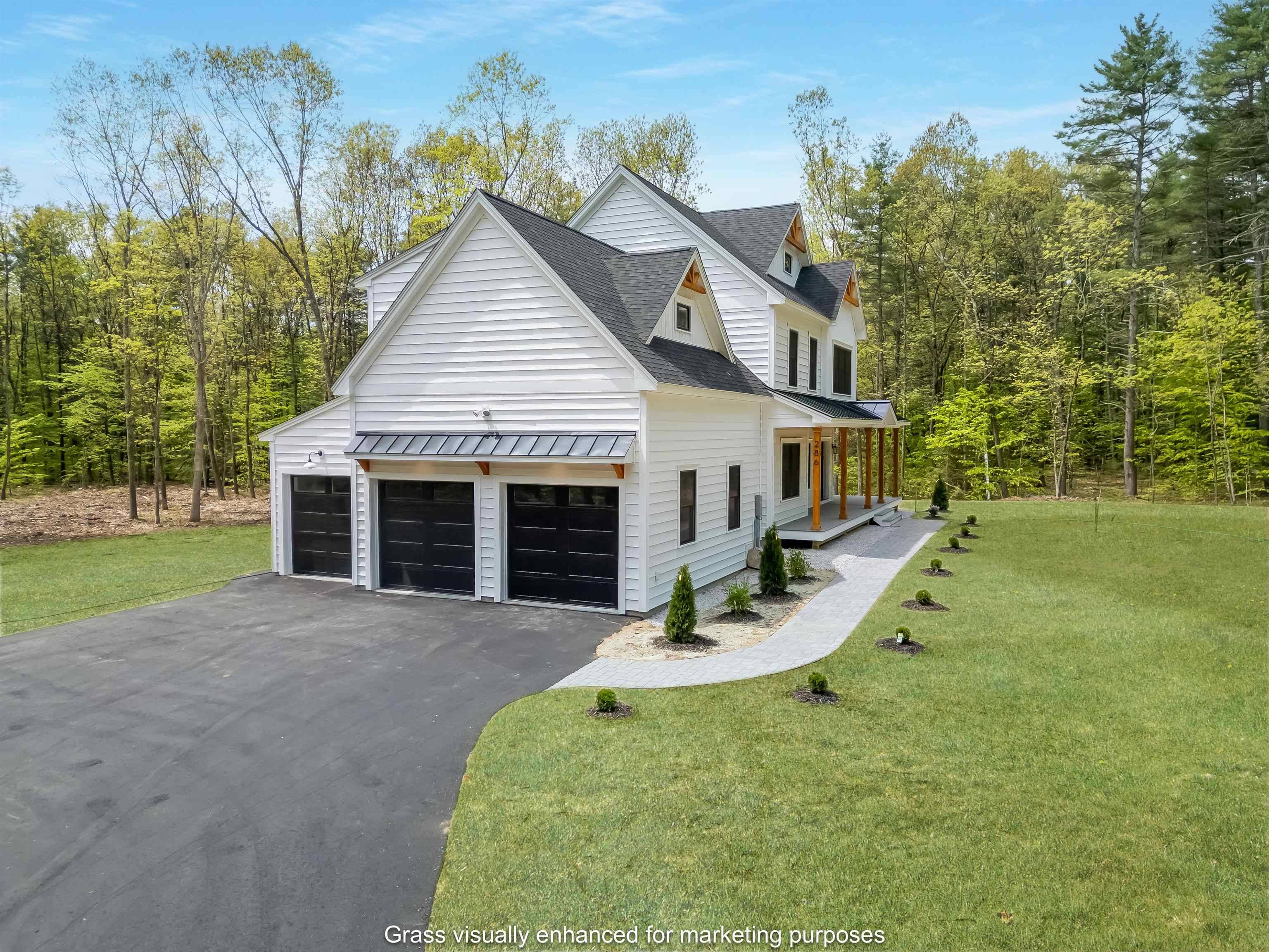 Brentwood, NH 03833,286 South RD