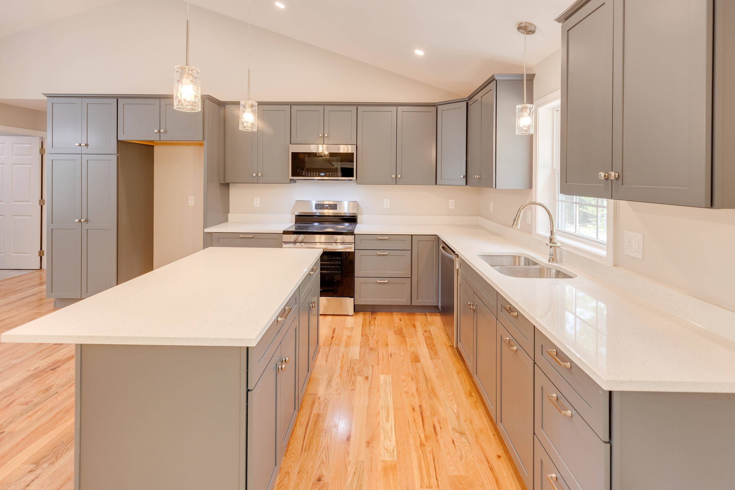 Moultonborough, NH 03254,21 Burton RD