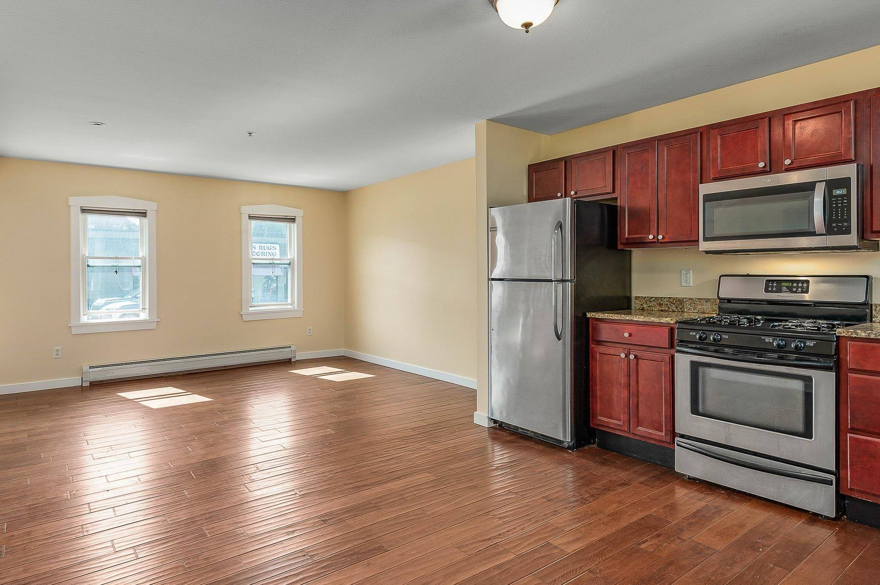 Portsmouth, NH 03801,621 Islington ST #G