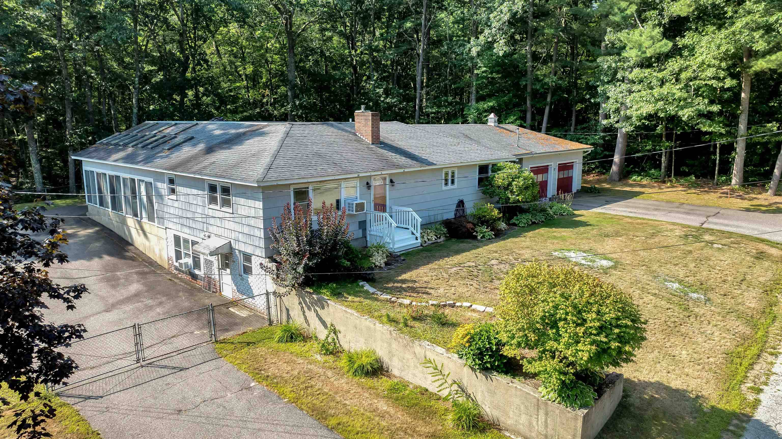 Rollinsford, NH 03869,57 Pine ST