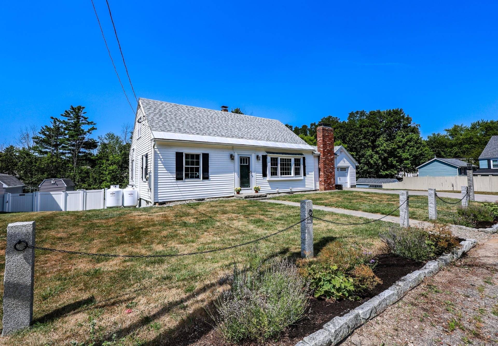 Dover, NH 03820,2 Danbury LN
