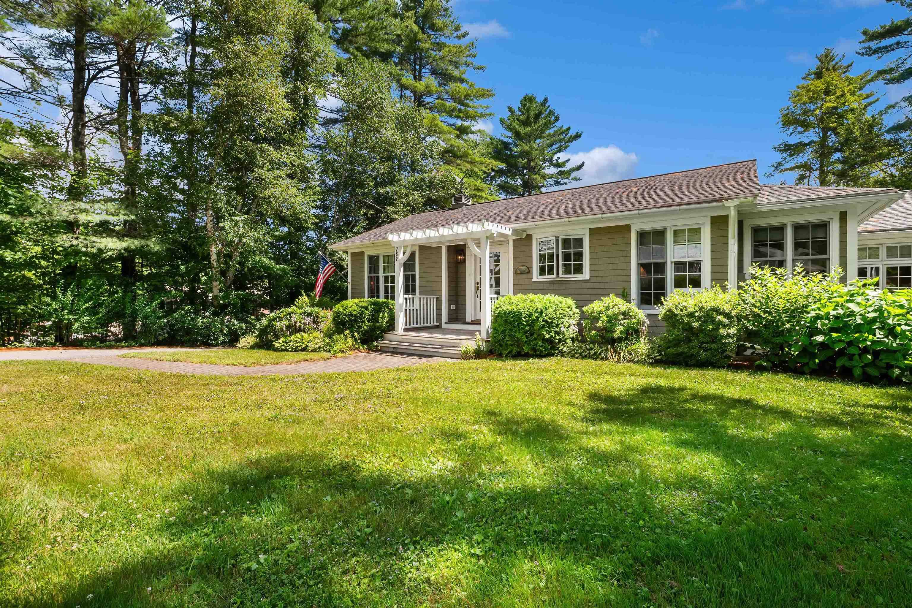 New London, NH 03257,752 Pleasant ST