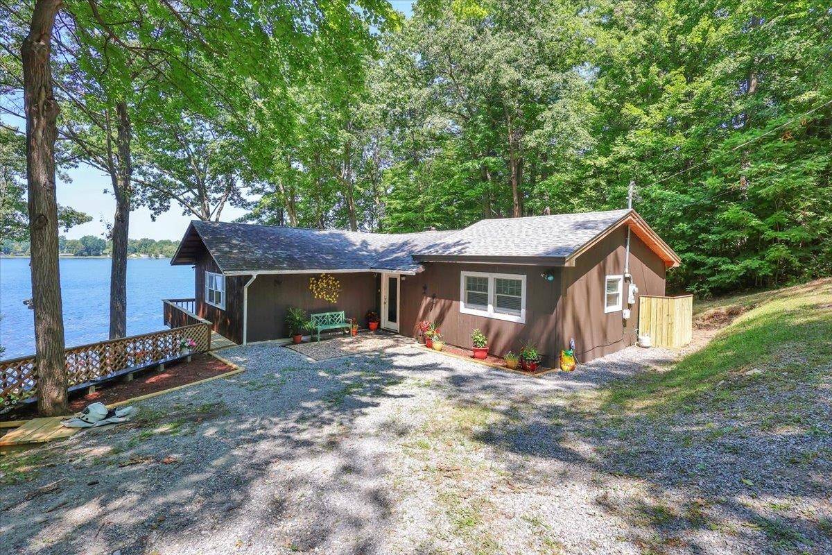 Monkton, VT 05469,548 Monkton RD