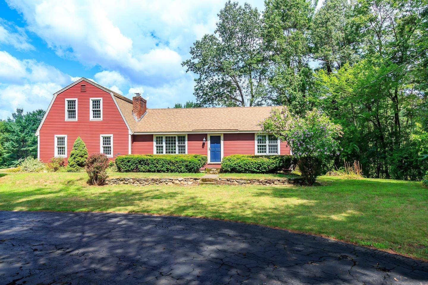 Londonderry, NH 03053,6 Wiley Hill RD