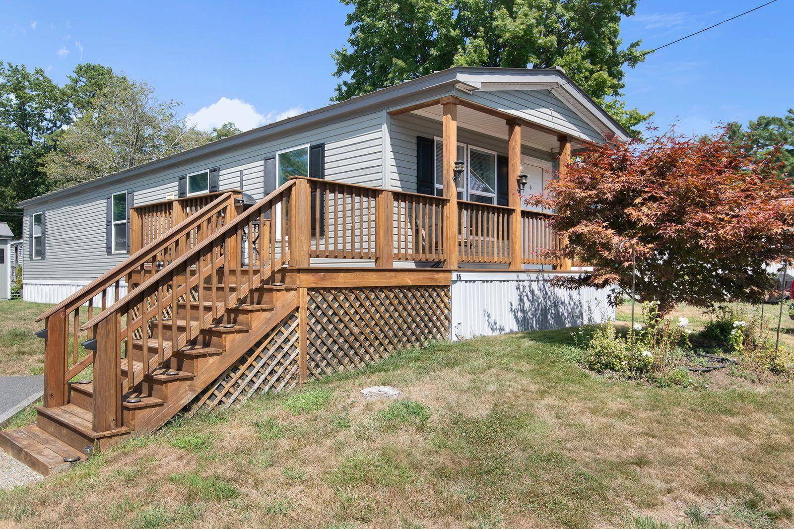 Hinsdale, NH 03451,16 Hillcrest ST