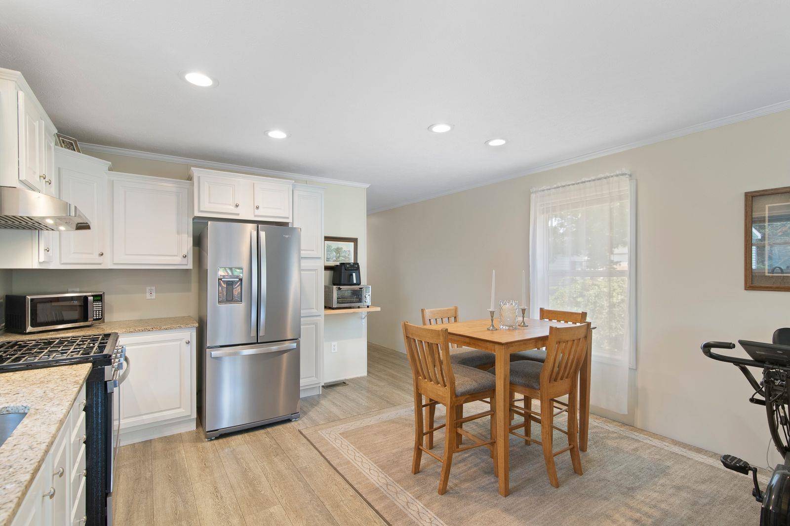 Hinsdale, NH 03451,16 Hillcrest ST