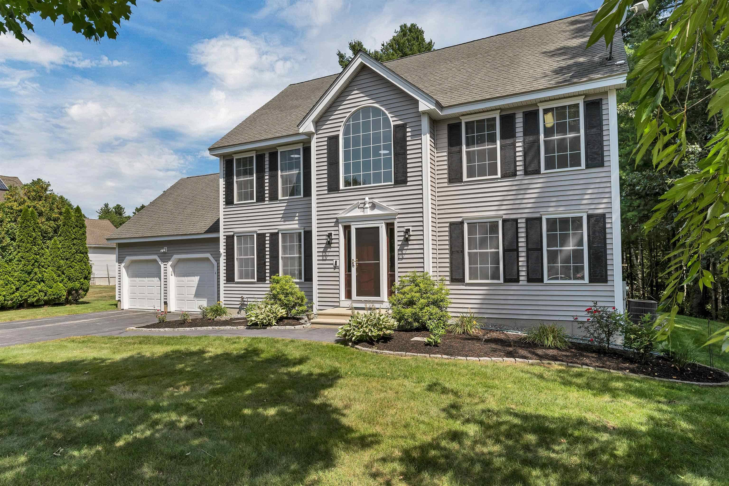 Nashua, NH 03062,4 Sunblaze DR