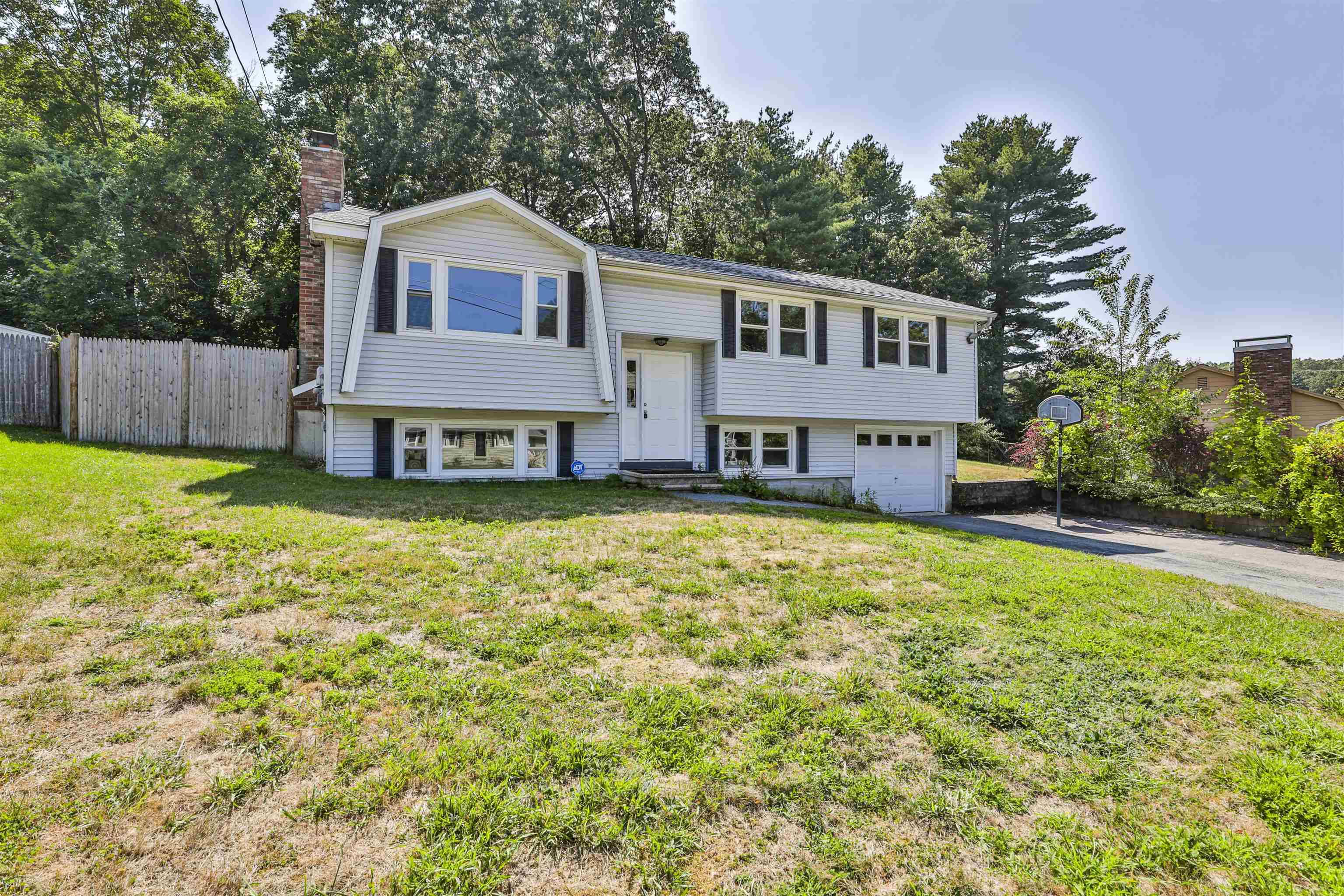 Nashua, NH 03062,40 Jennifer DR