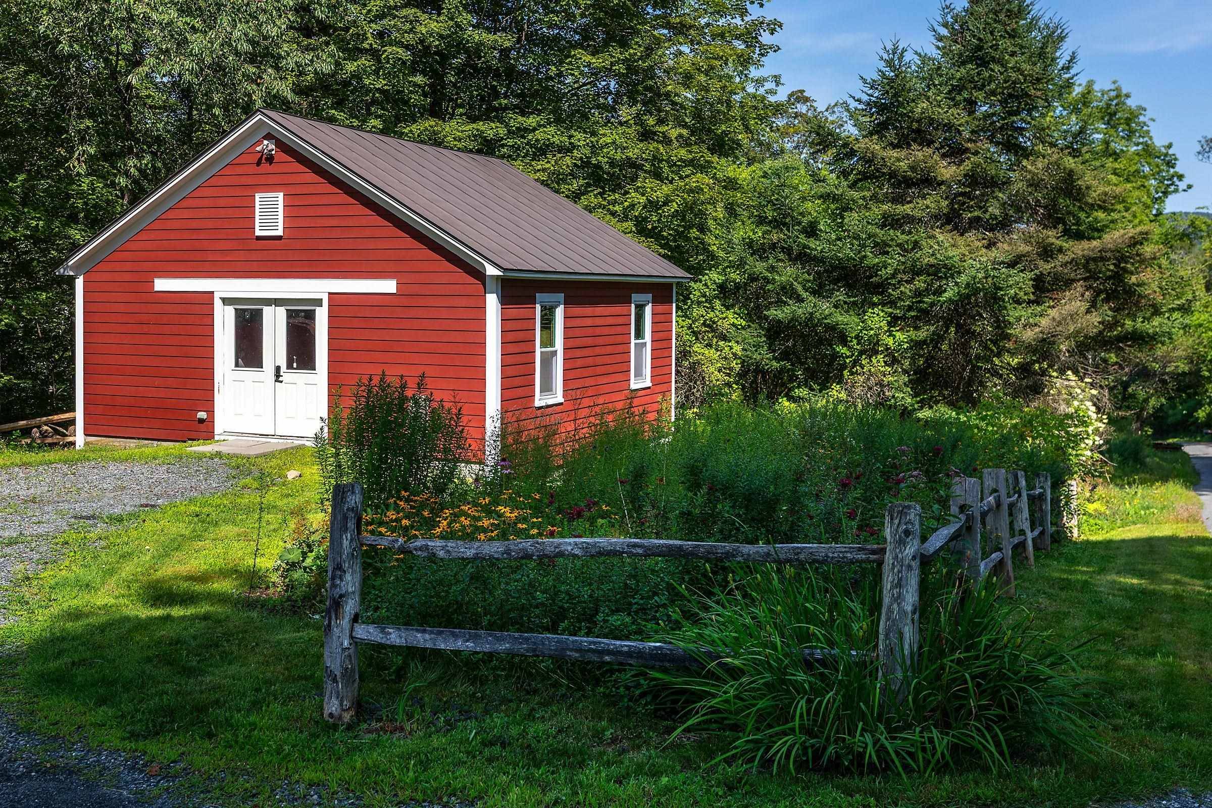 Woodstock, VT 05091,4165 Hartland Hill RD