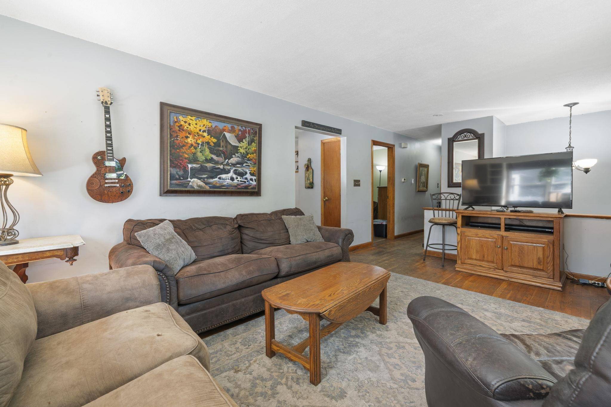 Keene, NH 03431,27 Iceland CIR