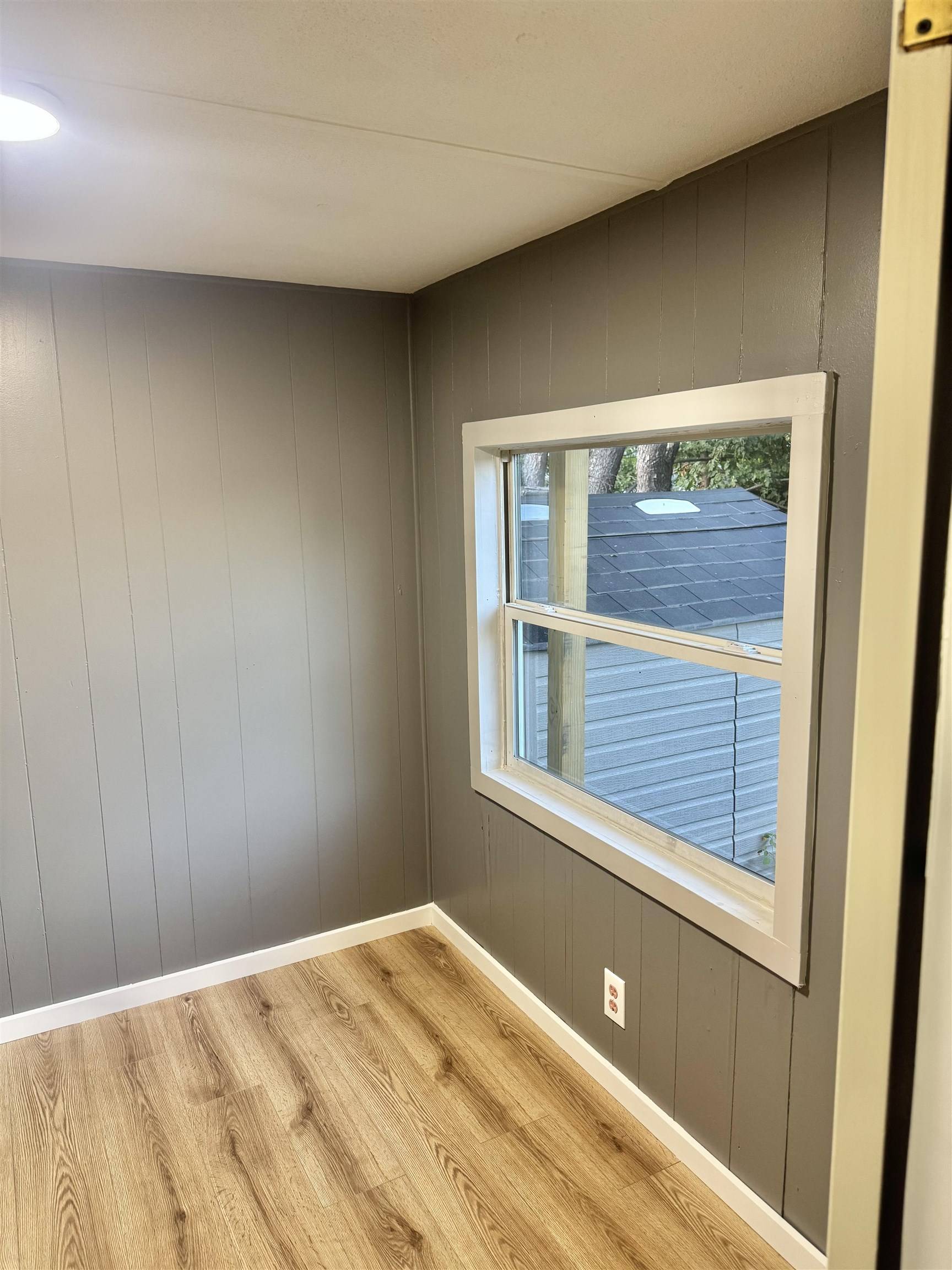 Holderness, NH 03245,6 Boe RD