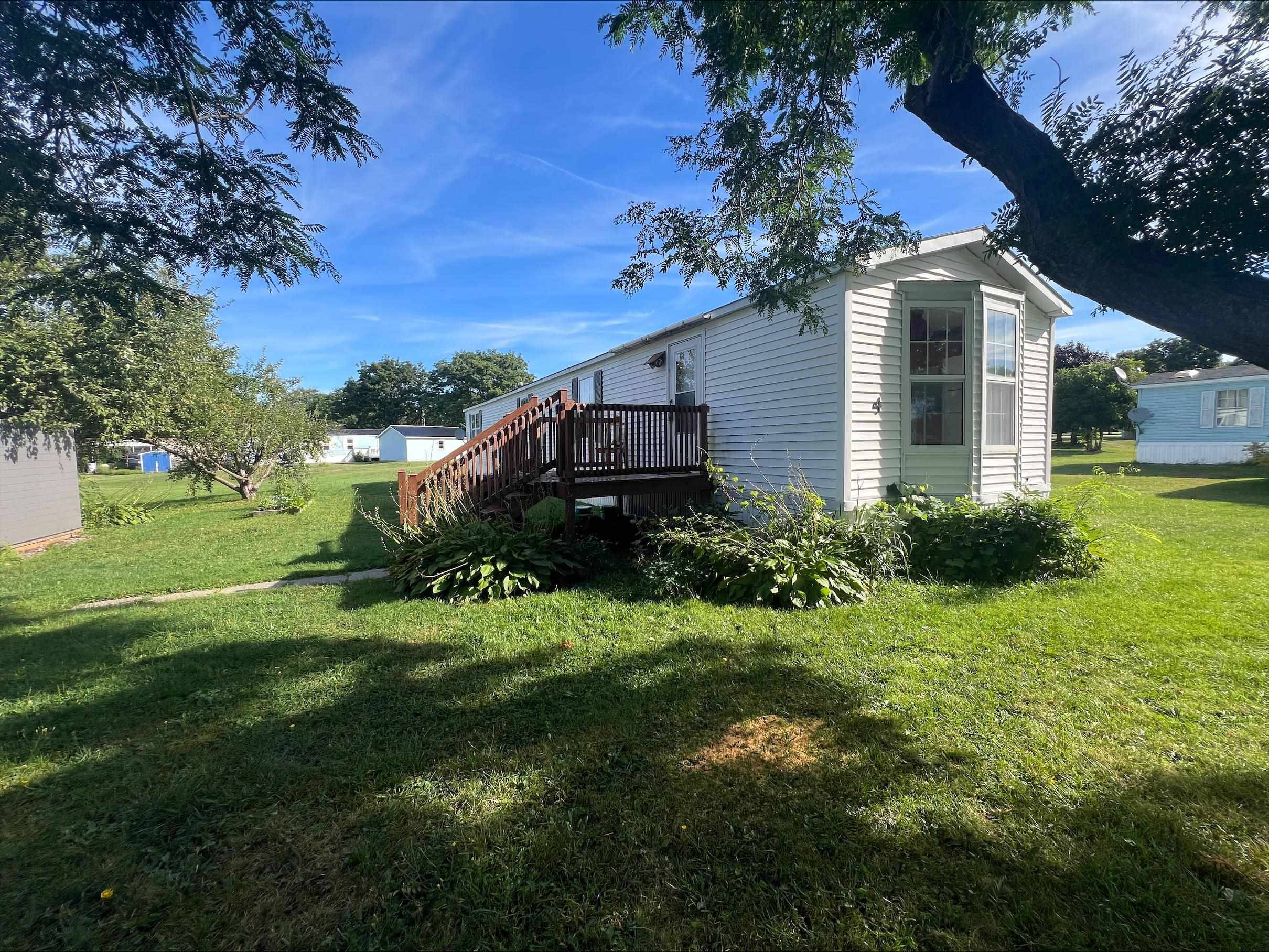 St. Albans Town, VT 05478,4 Marc AVE