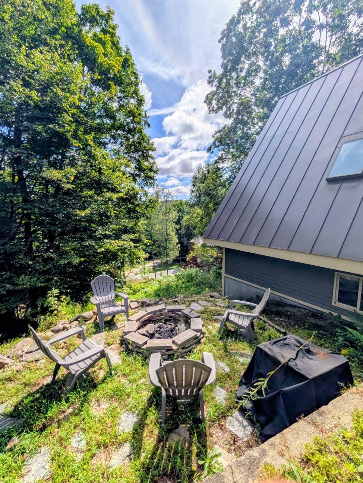 Haverhill, NH 03785,95 Mont View DR