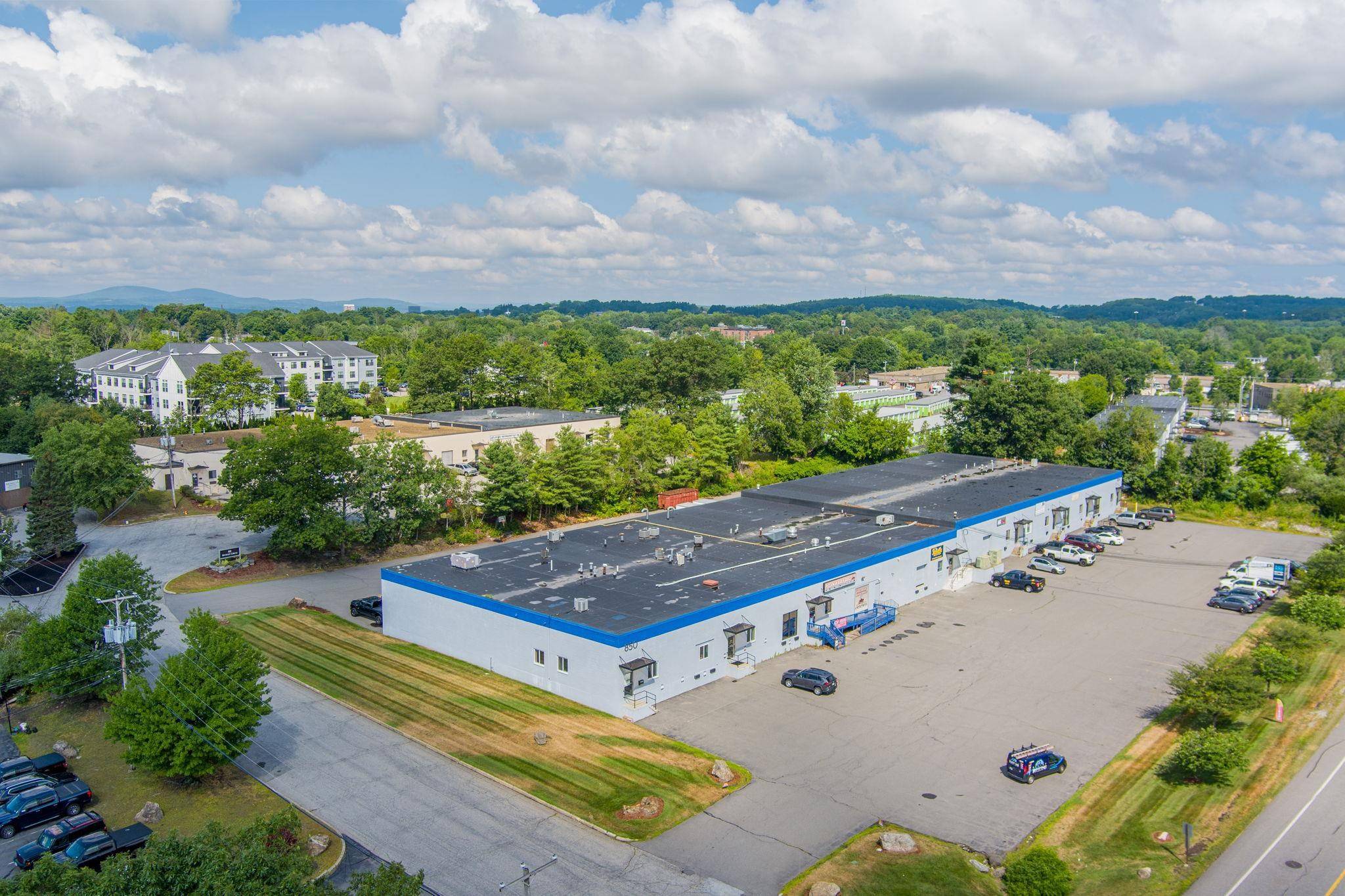 Manchester, NH 03109,850 E Industrial Park DR #6