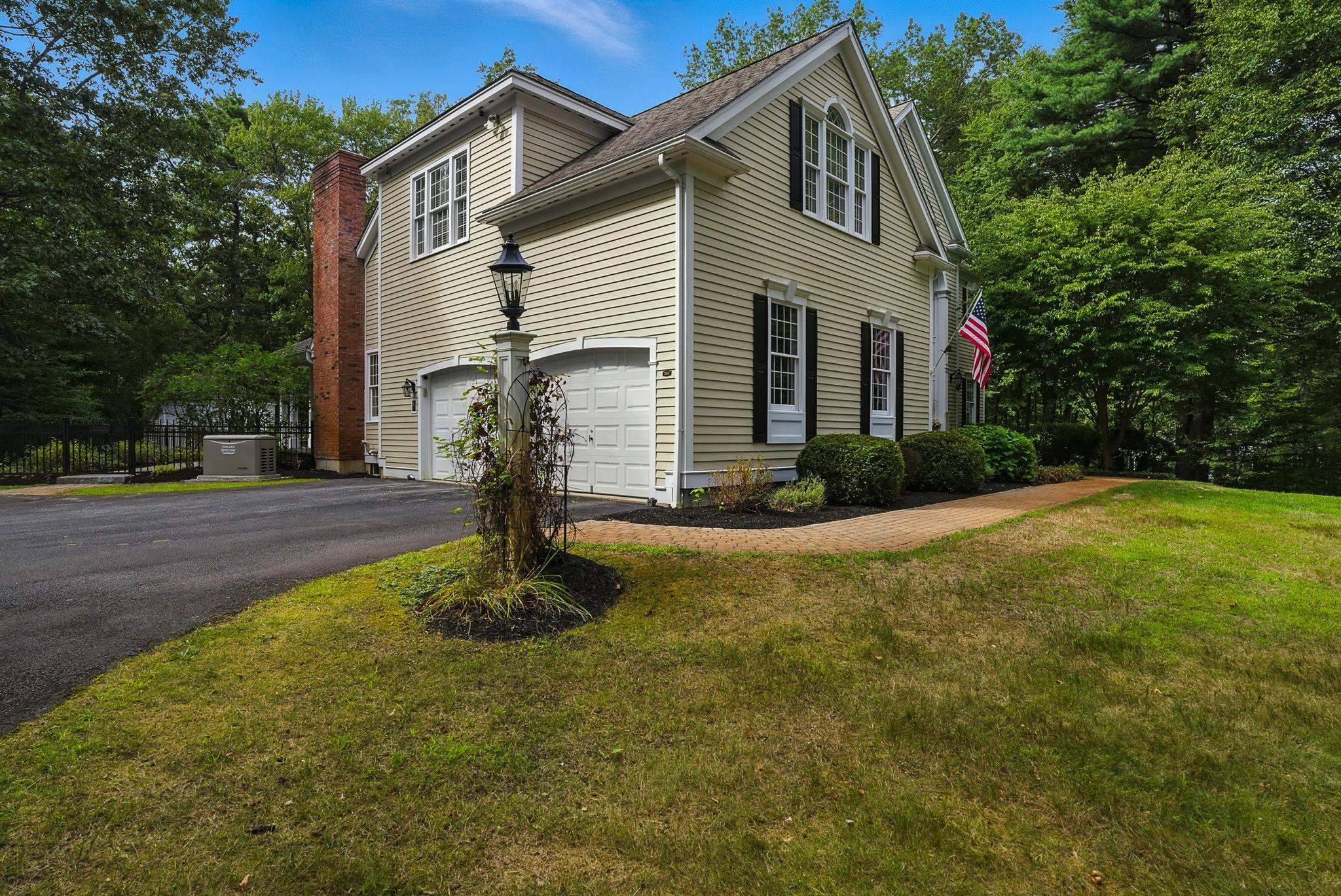 Atkinson, NH 03811,4 Brushwood DR