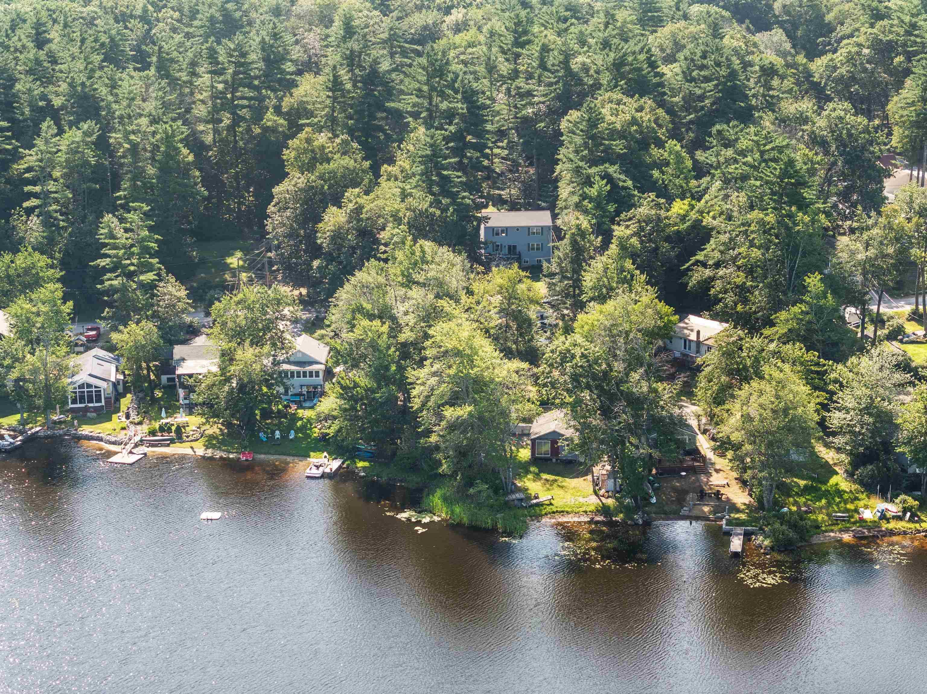 Raymond, NH 03077,7 Woodlawn RD