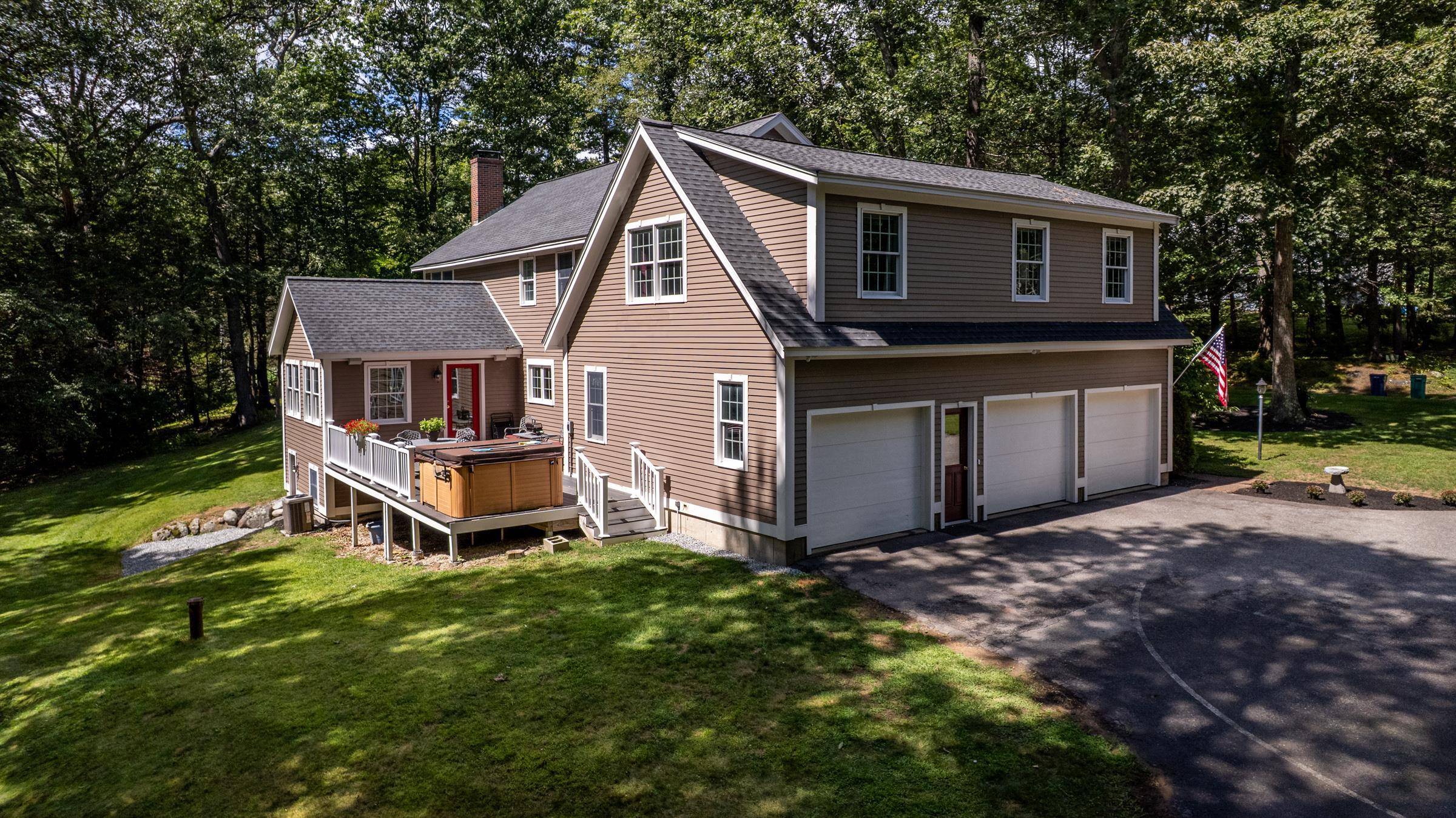 Hampton, NH 03842,37 Gale RD