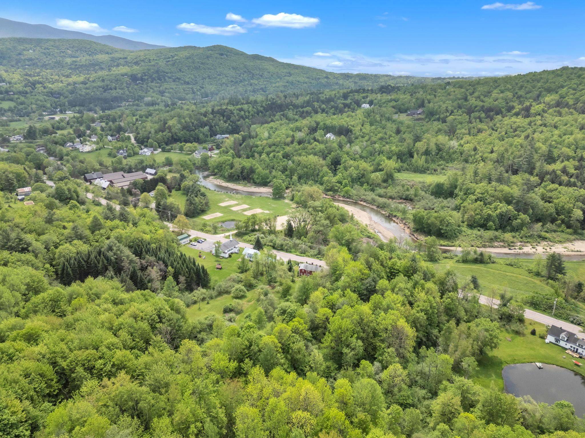 Stowe, VT 05672,904 Moscow RD