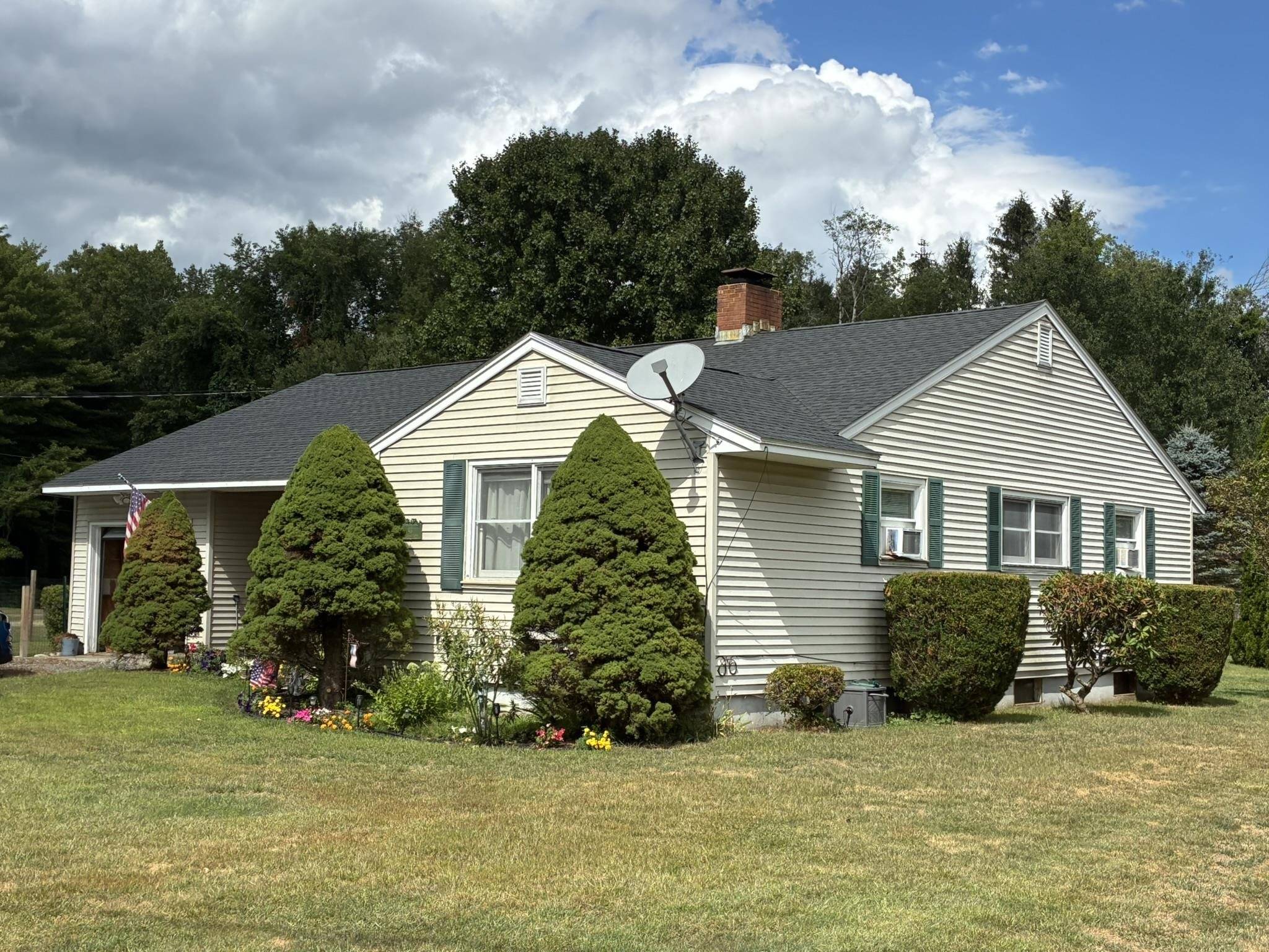 Hinsdale, NH 03451,43 Old Stage RD