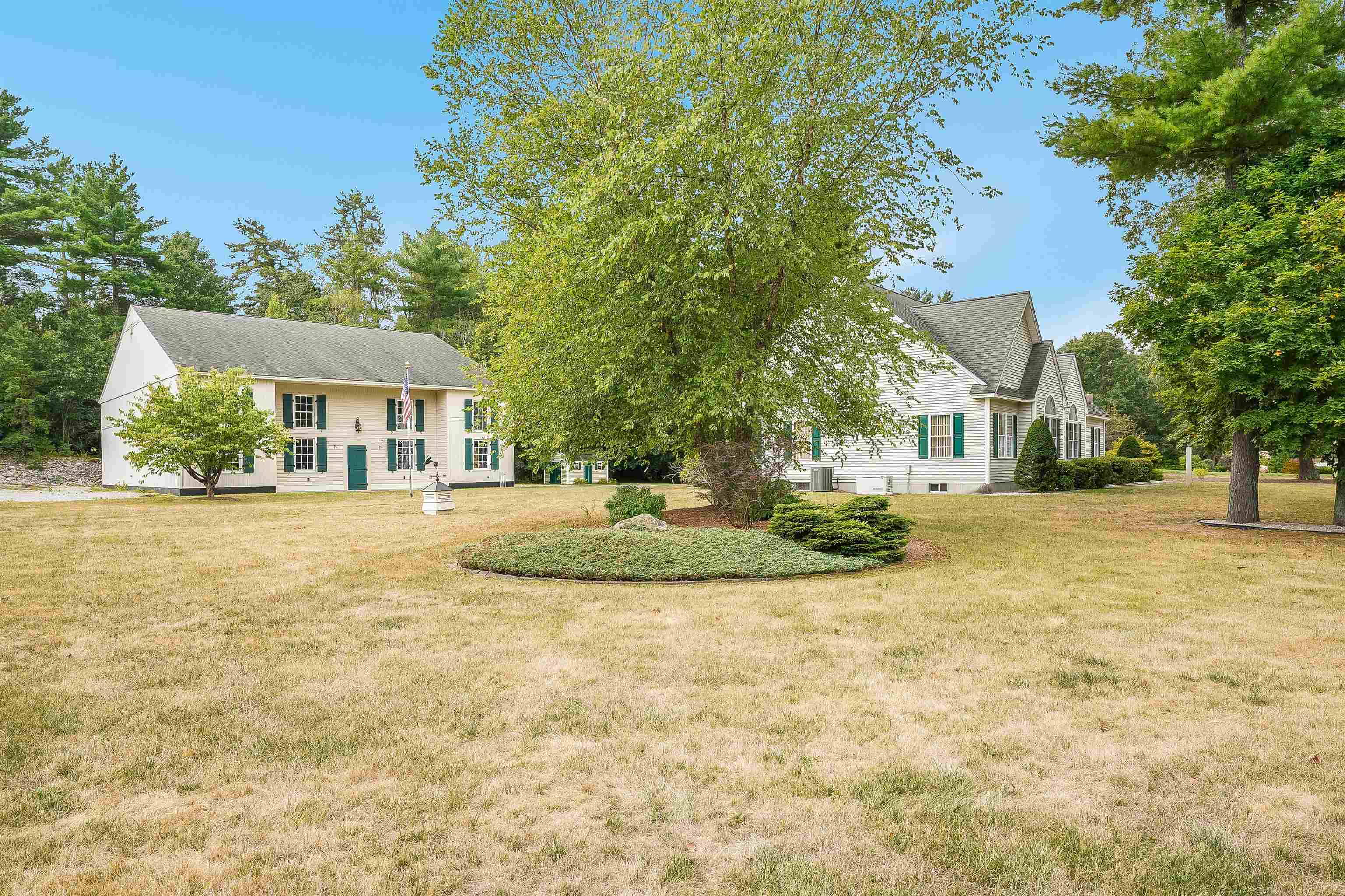 Auburn, NH 03032,184 Windsor DR