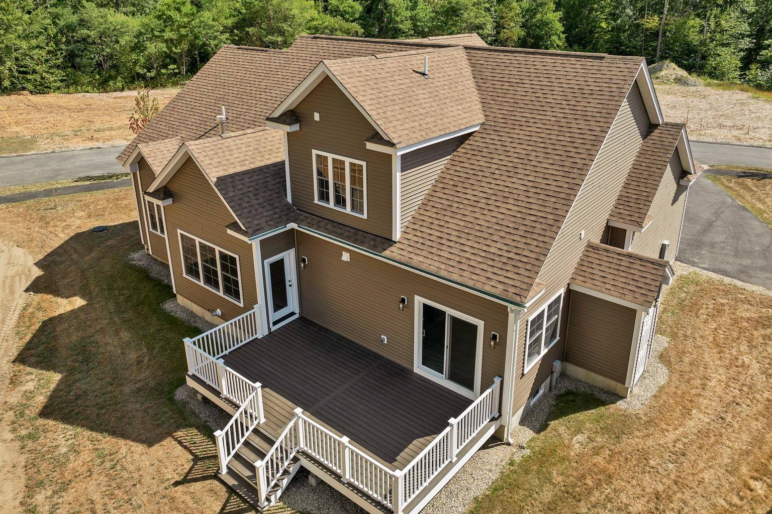 Laconia, NH 03246,288 Sterling DR