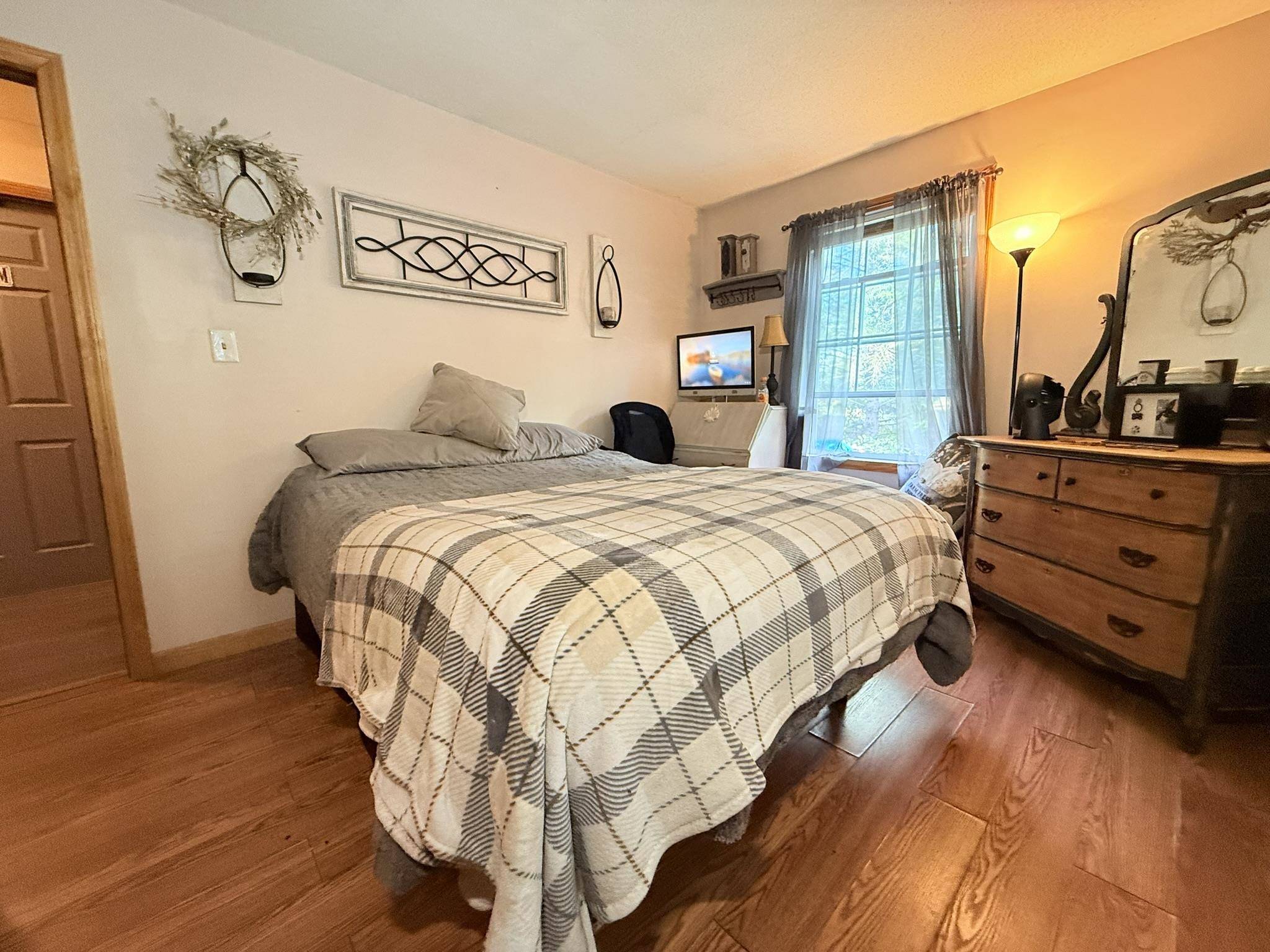 Claremont, NH 03743,223 Chestnut ST