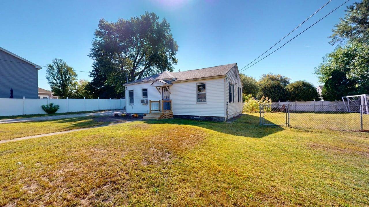 Nashua, NH 03060,4 Haines ST