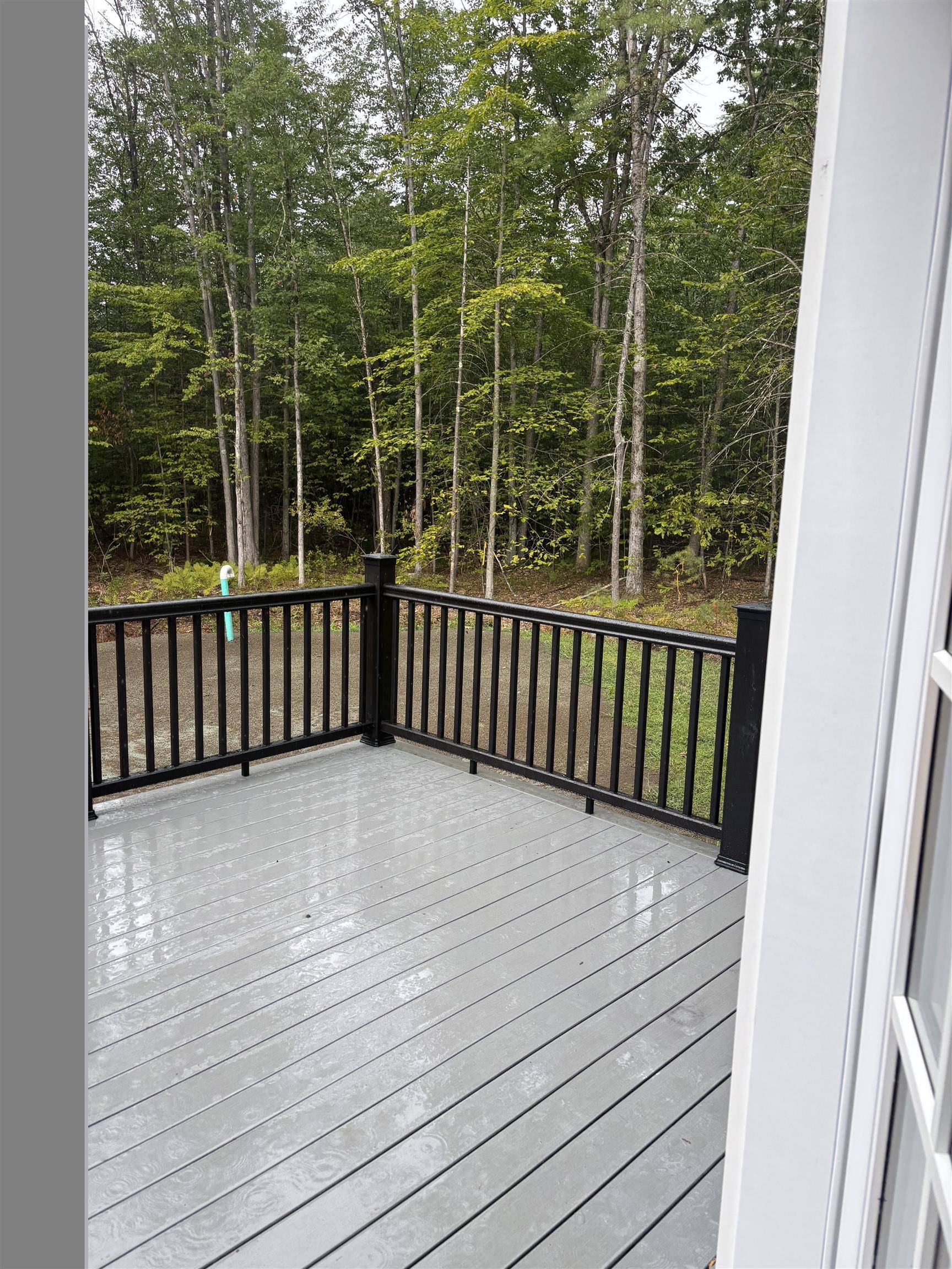 Concord, NH 03301,64A Hutchins ST