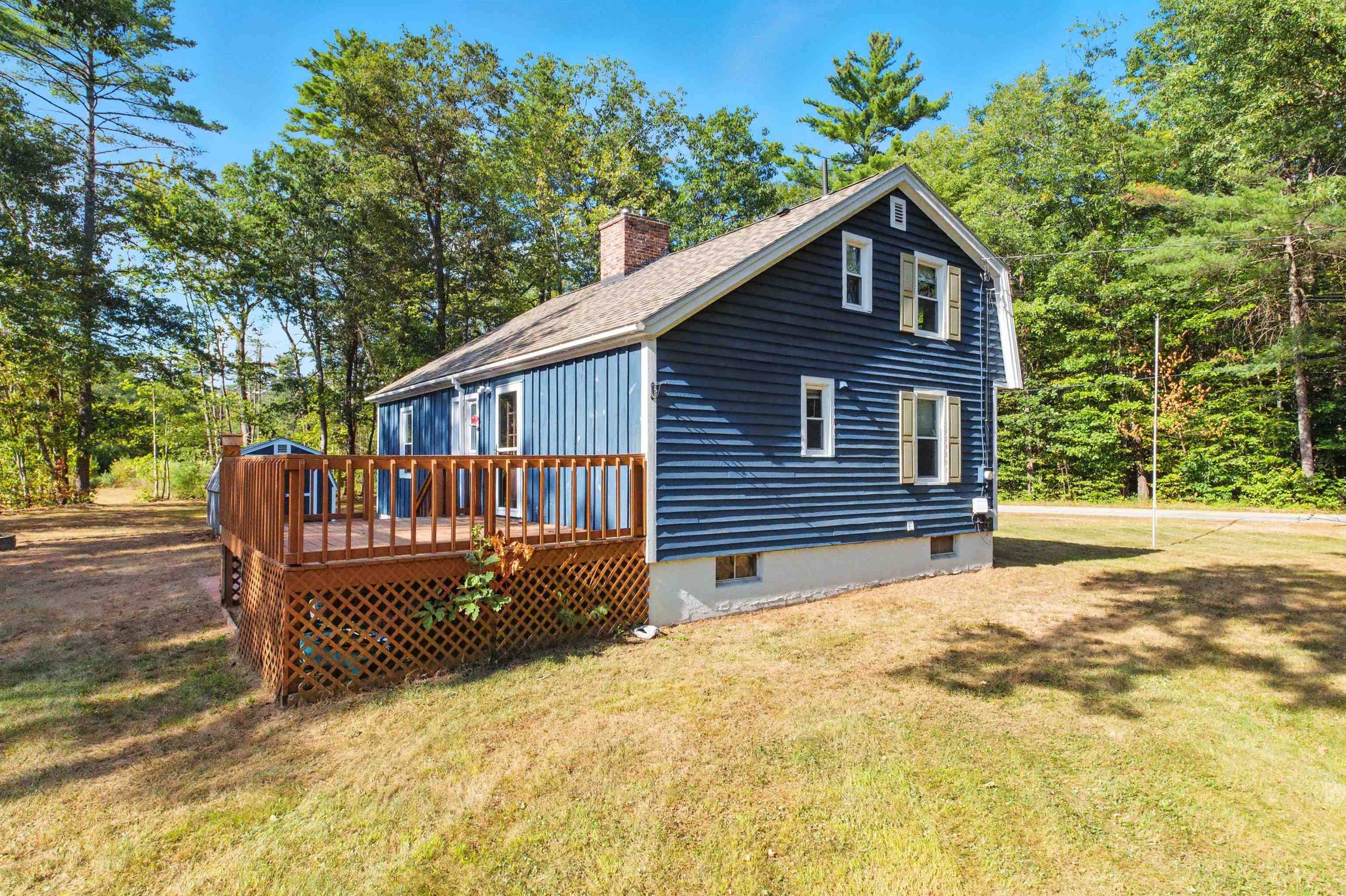 Franklin, NH 03235,69 Lake AVE