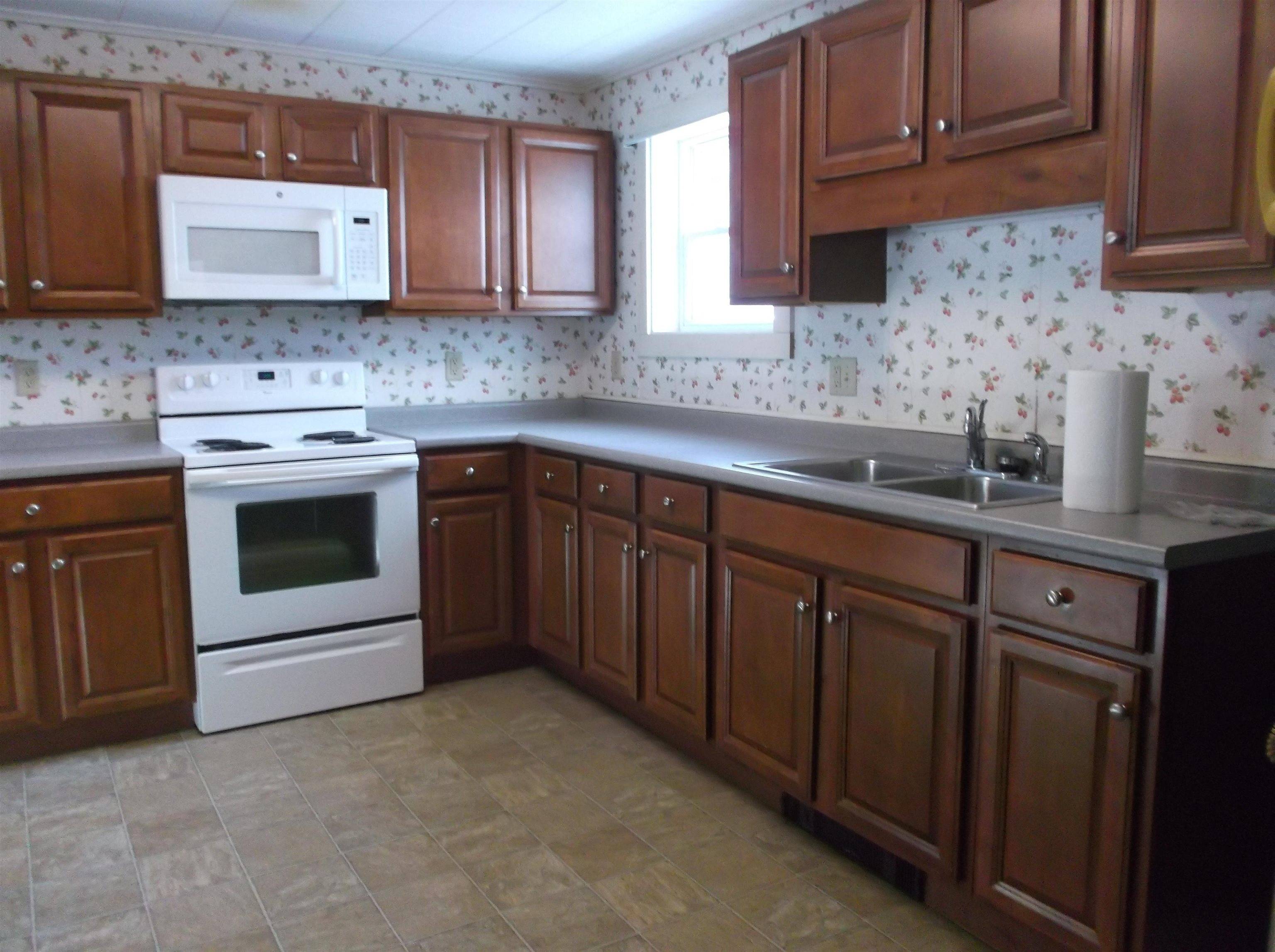 St. Albans City, VT 05478,37-1 Upper Welden ST