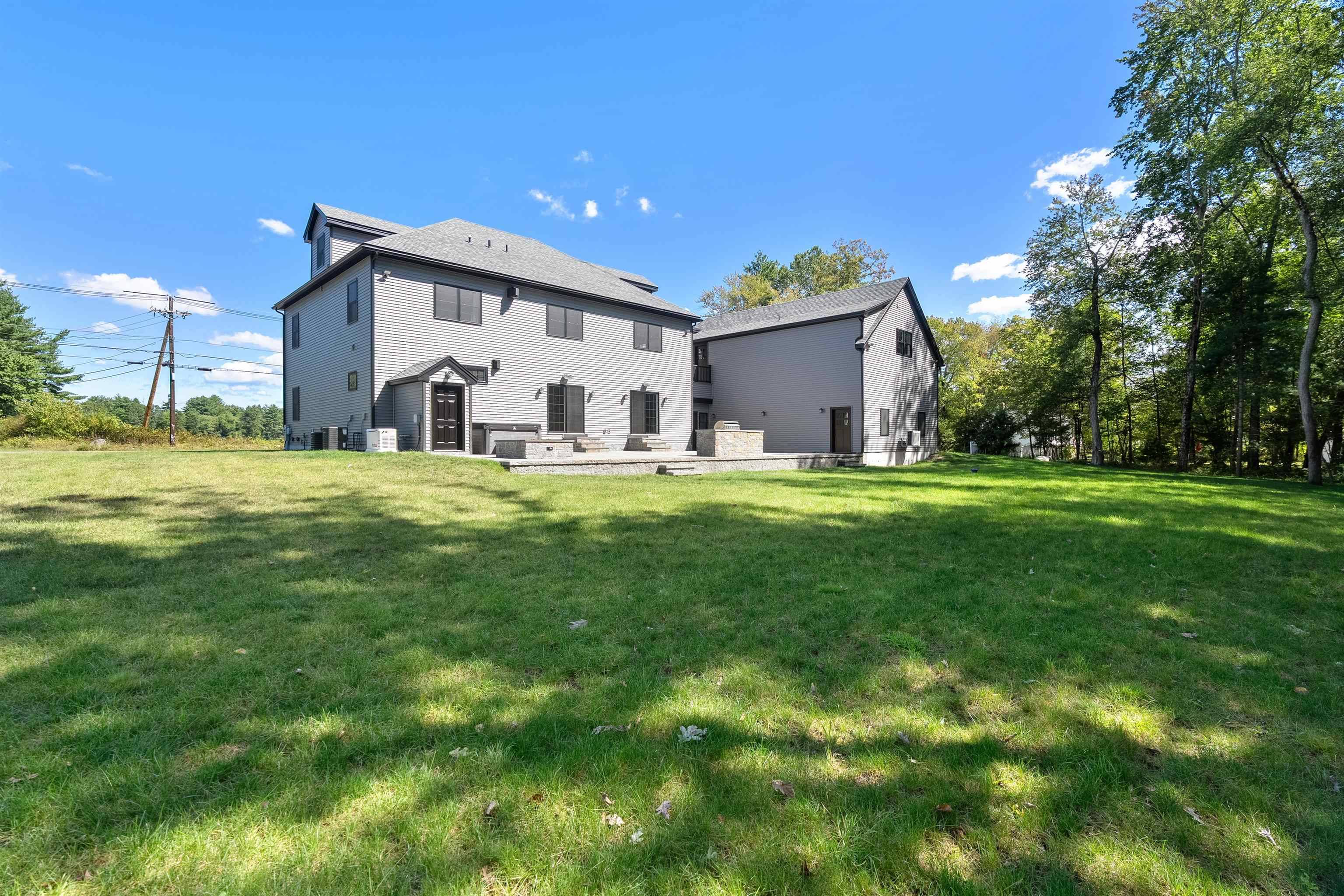 45 Hobbs RD Pelham, NH 03076