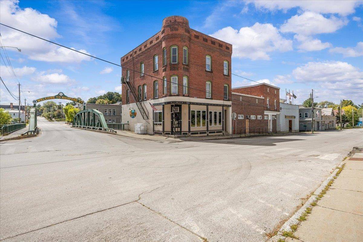 Richford, VT 05476,2 Main ST