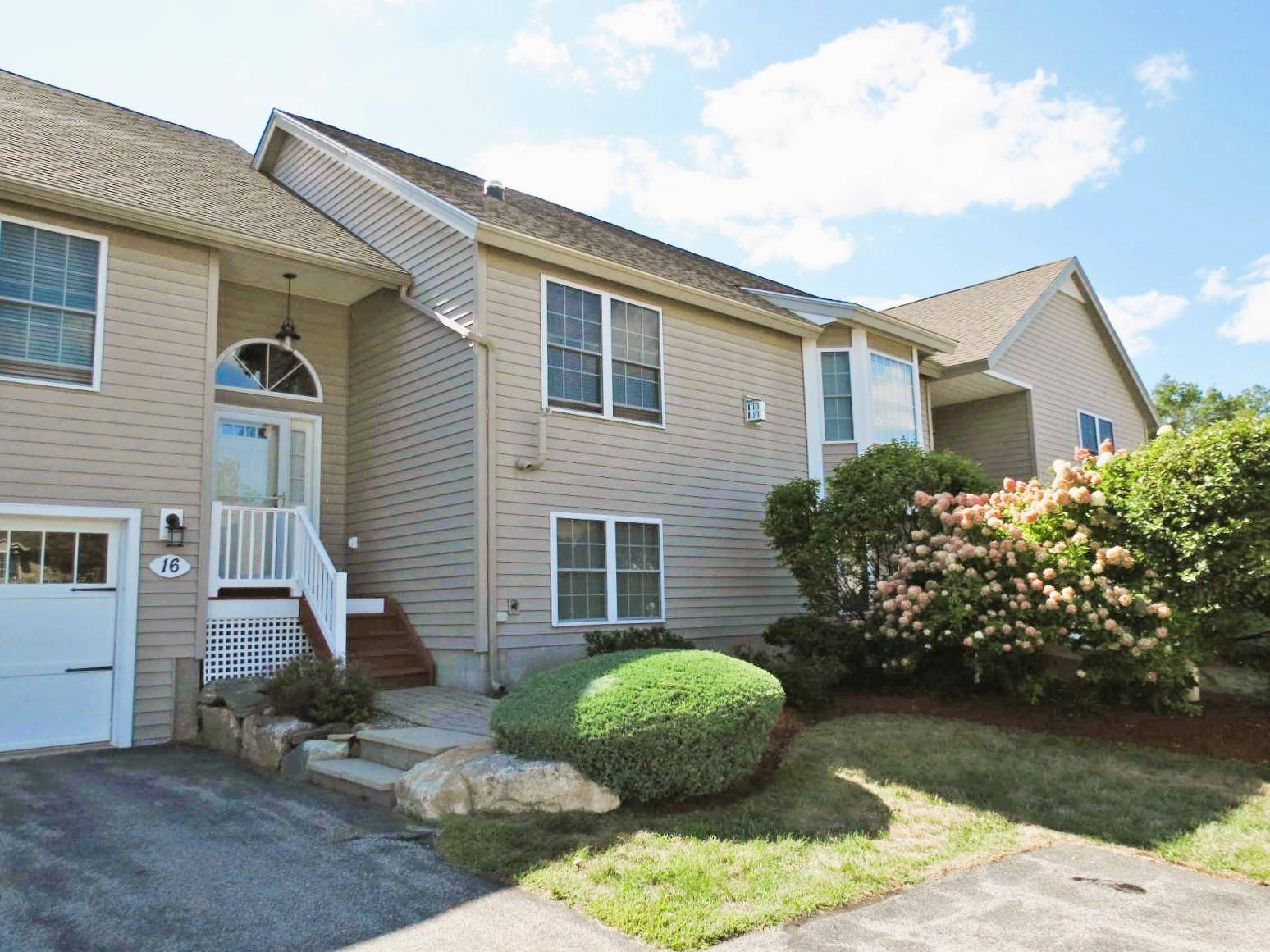Hampstead, NH 03826,16 Autumn LN #C